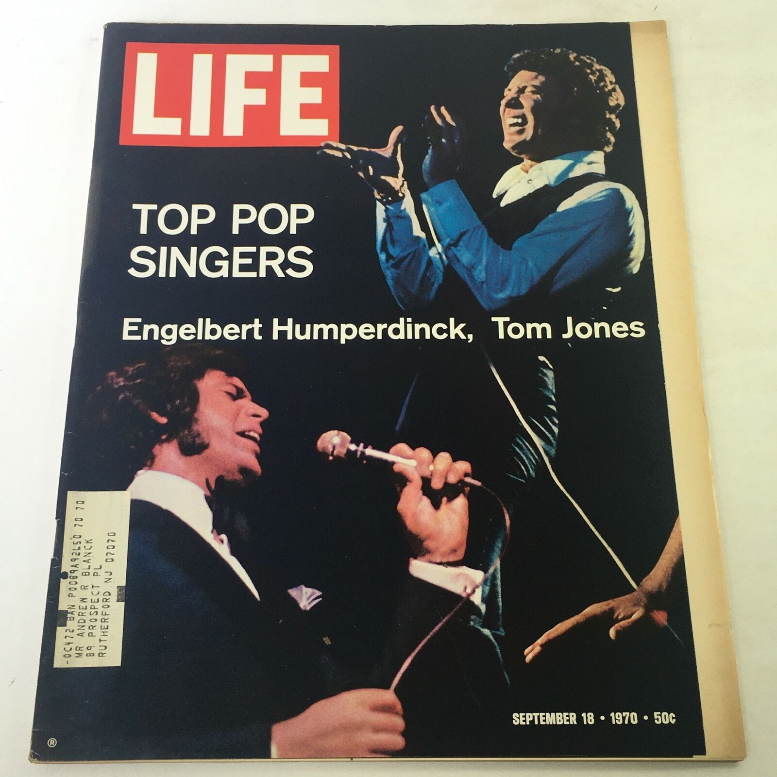 Vintage Life Magazine September 18, 1970 showcasing Engelbert Humperdinck and Tom Jones on the cover, highlighting top pop singers with illustrations of their performances.