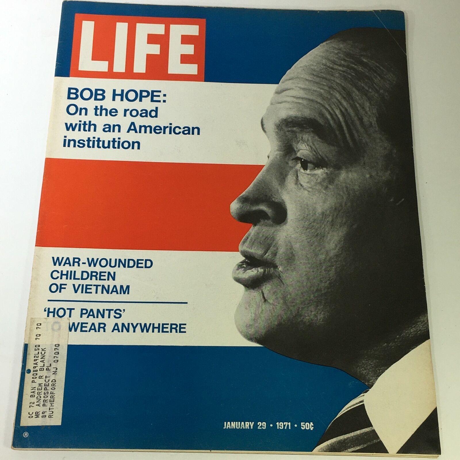 VTG Life Magazine January 29, 1971 featuring Bob Hope on the cover, showcasing his influential presence in entertainment with a bold design and captivating headlines discussing Vietnam and fashion.
