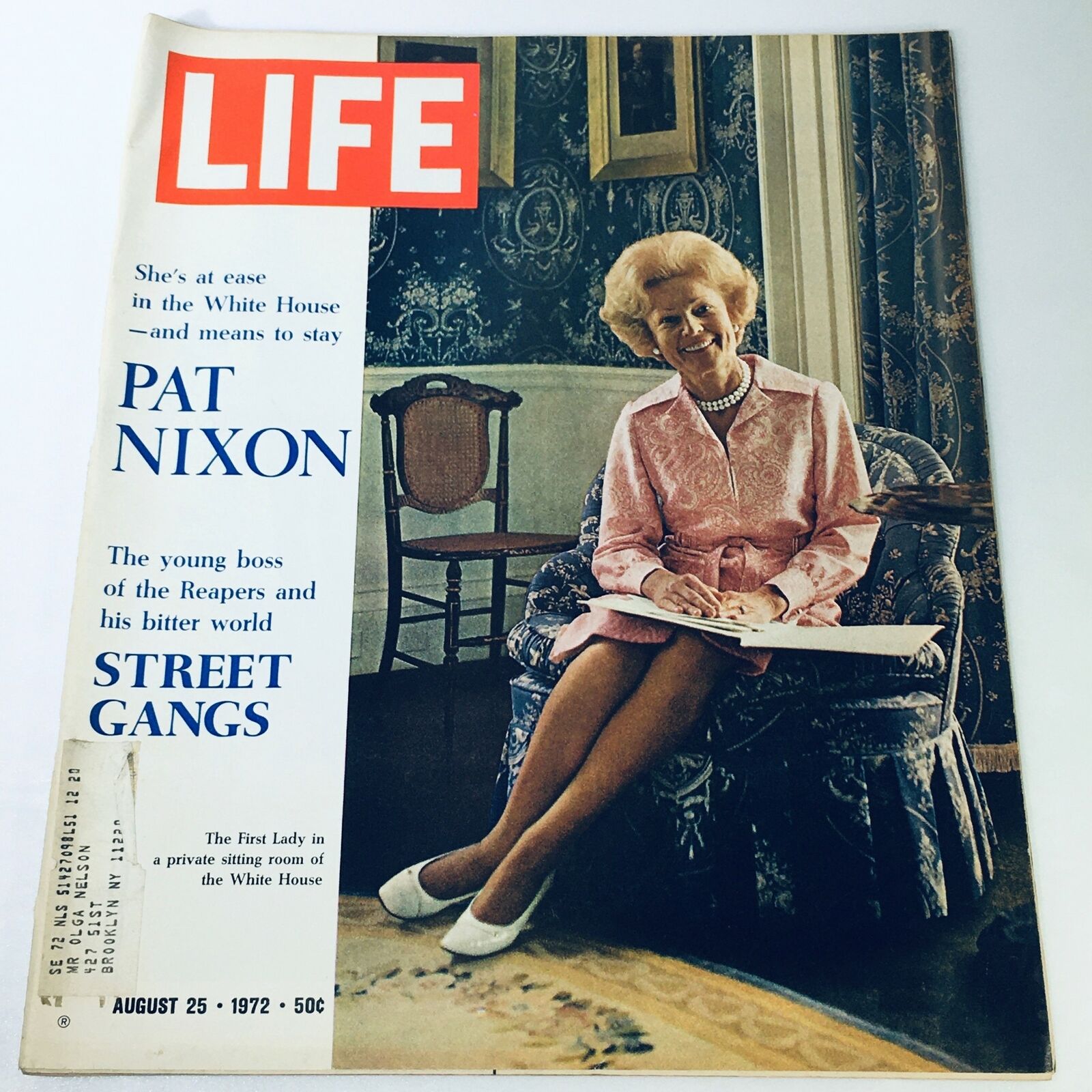 Vintage Life Magazine cover from August 25, 1972 featuring Pat Nixon in the White House, highlighting street gangs and 1970s American culture.