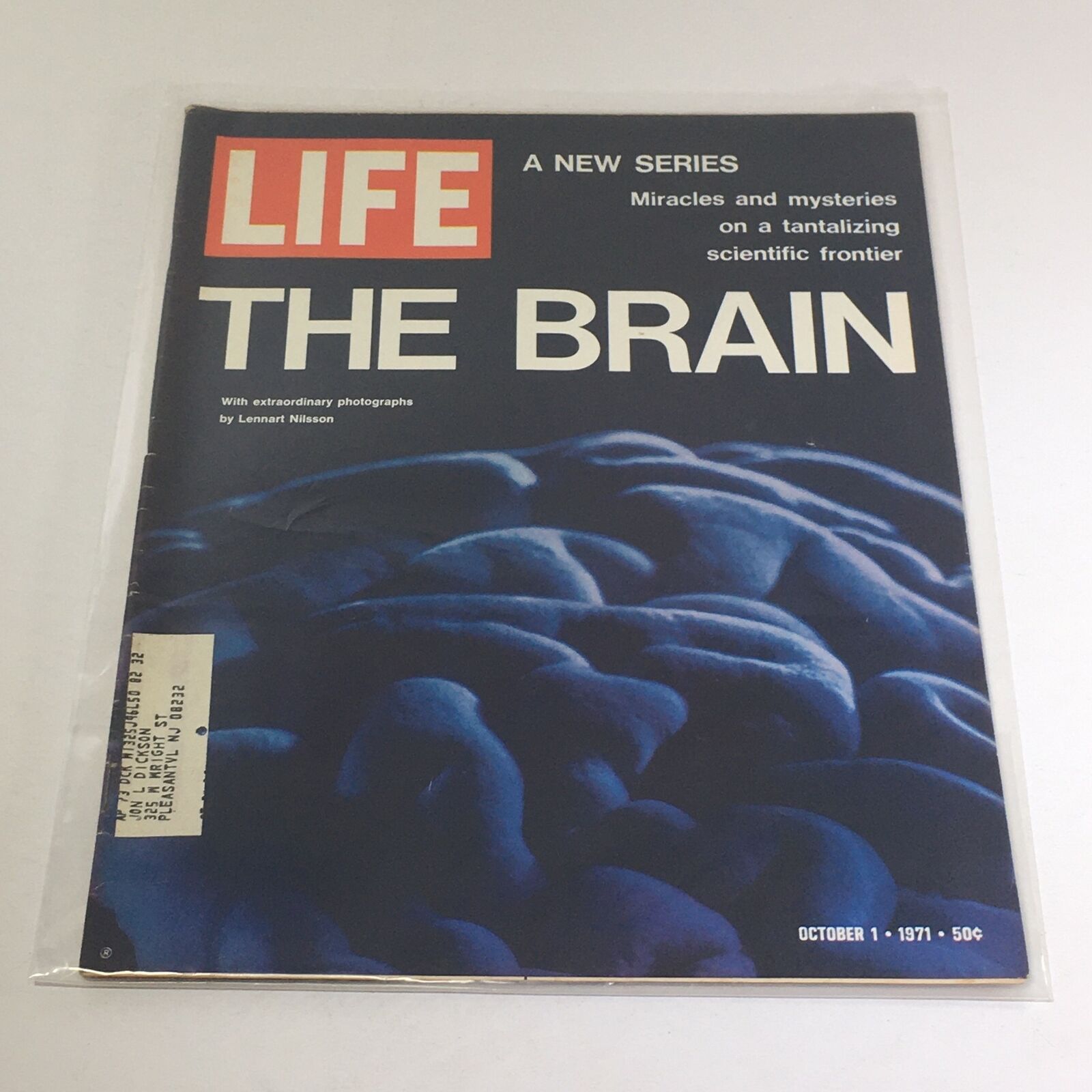 VTG Life Magazine cover from October 1, 1971, featuring extraordinary photographs by Lennart Nilsson, showcasing the brain as a scientific topic, highlighted by its iconic red and white LIFE logo.