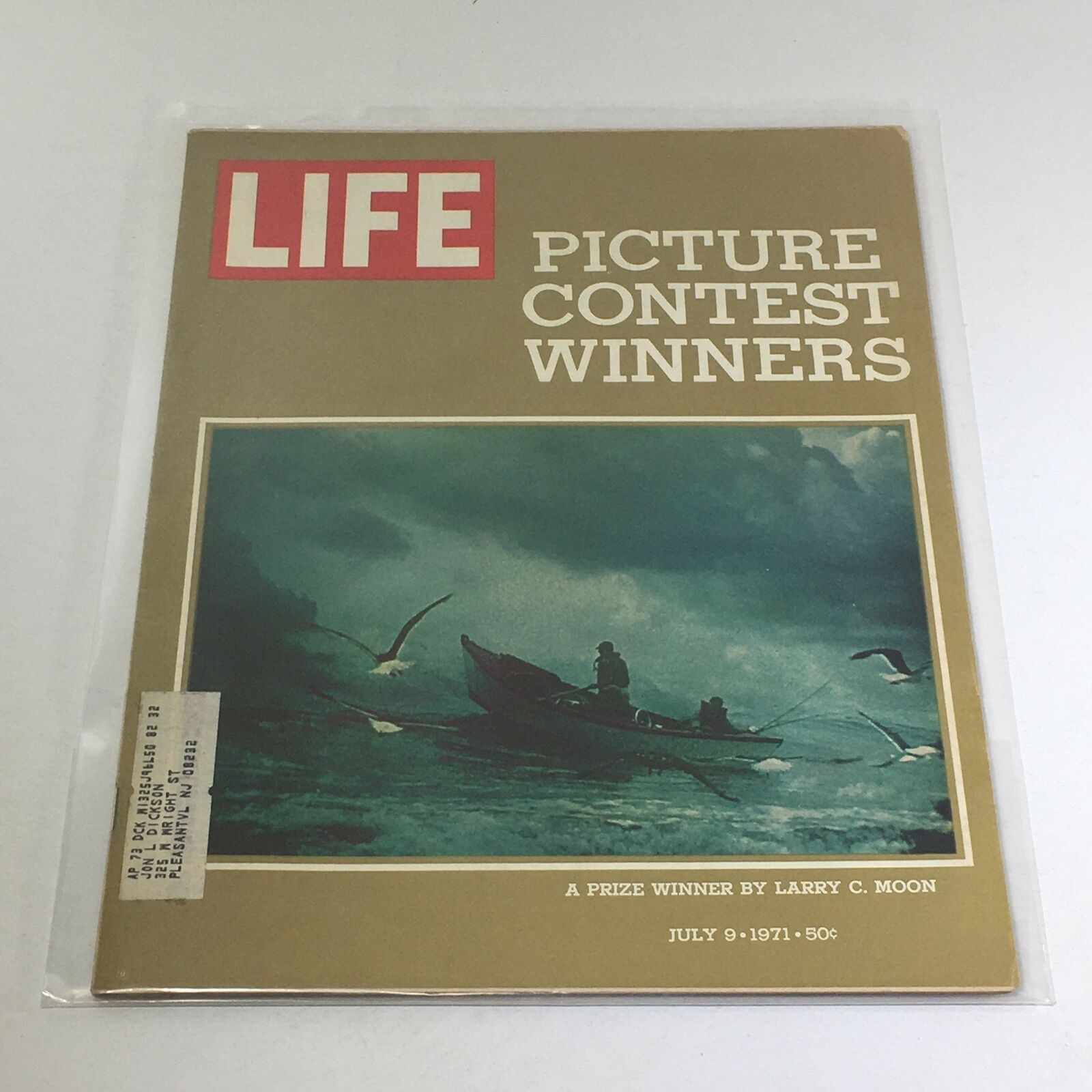 Cover of VTG Life Magazine from July 9, 1971, featuring the title 'Picture Contest Winners' and a remarkable photograph by Larry C. Moon, showcasing a serene scene with fishermen and birds.