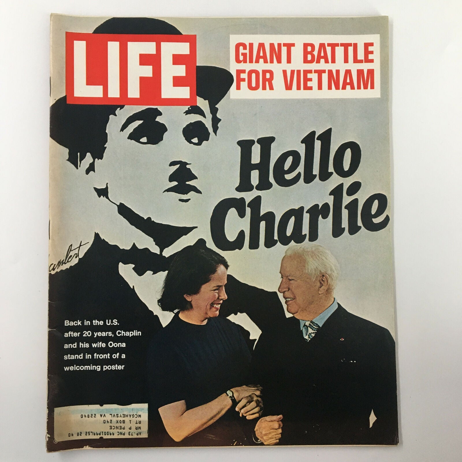 VTG Life Magazine April 21 1972 cover showcasing Charlie Chaplin and his wife Oona Chaplin with the title 'Hello Charlie,' highlighting their return to the U.S. after 20 years.