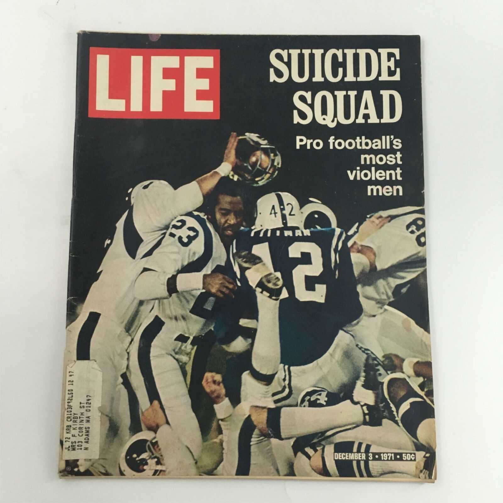 VTG Life Magazine December 3, 1971 featuring 'Suicide Squad - Pro Football's Most Violent Men' cover photo showcasing intense football action.