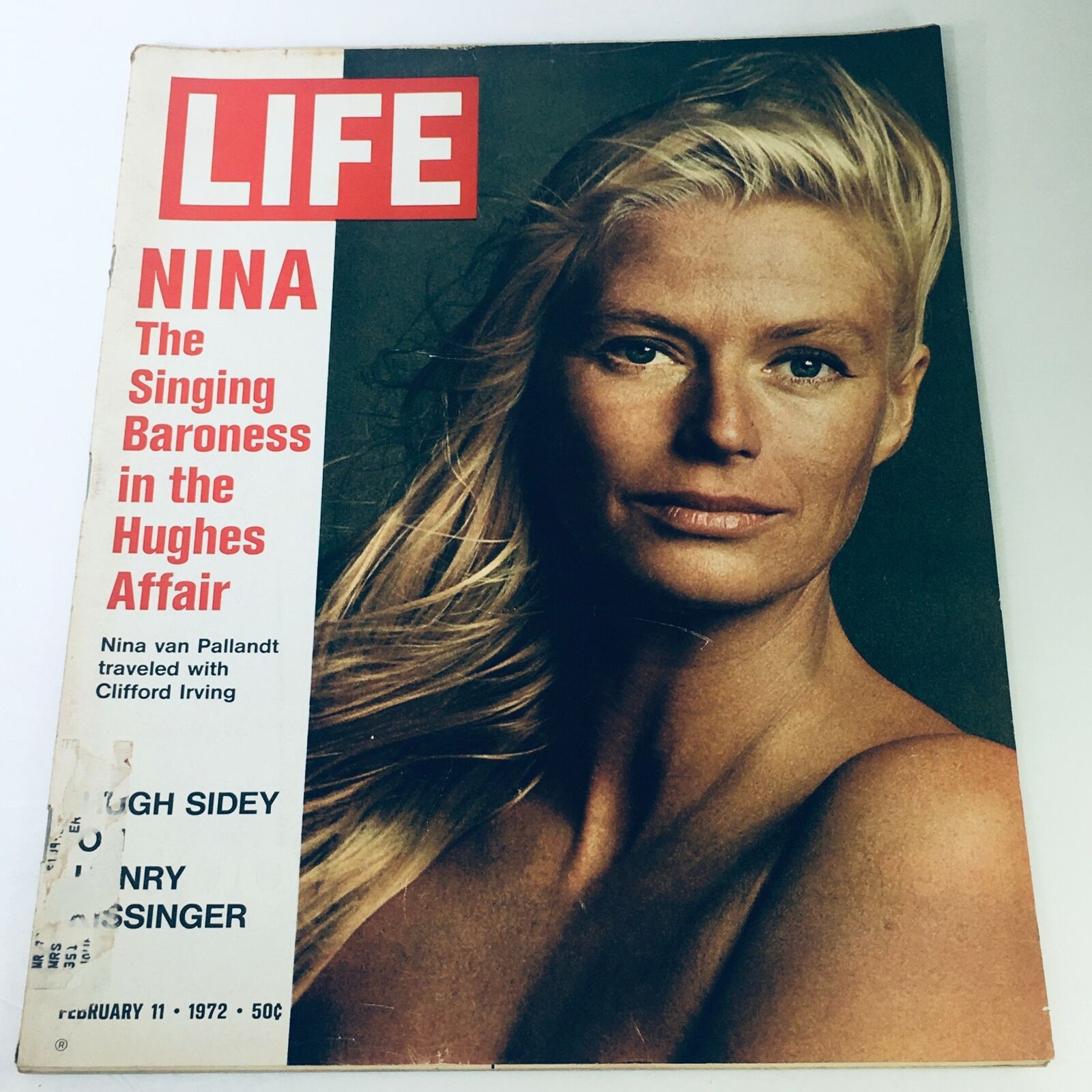 Cover of VTG Life Magazine February 11 1972 featuring singer and Baroness Nina van Pallandt, showcasing her striking portrait and headline detailing her story.