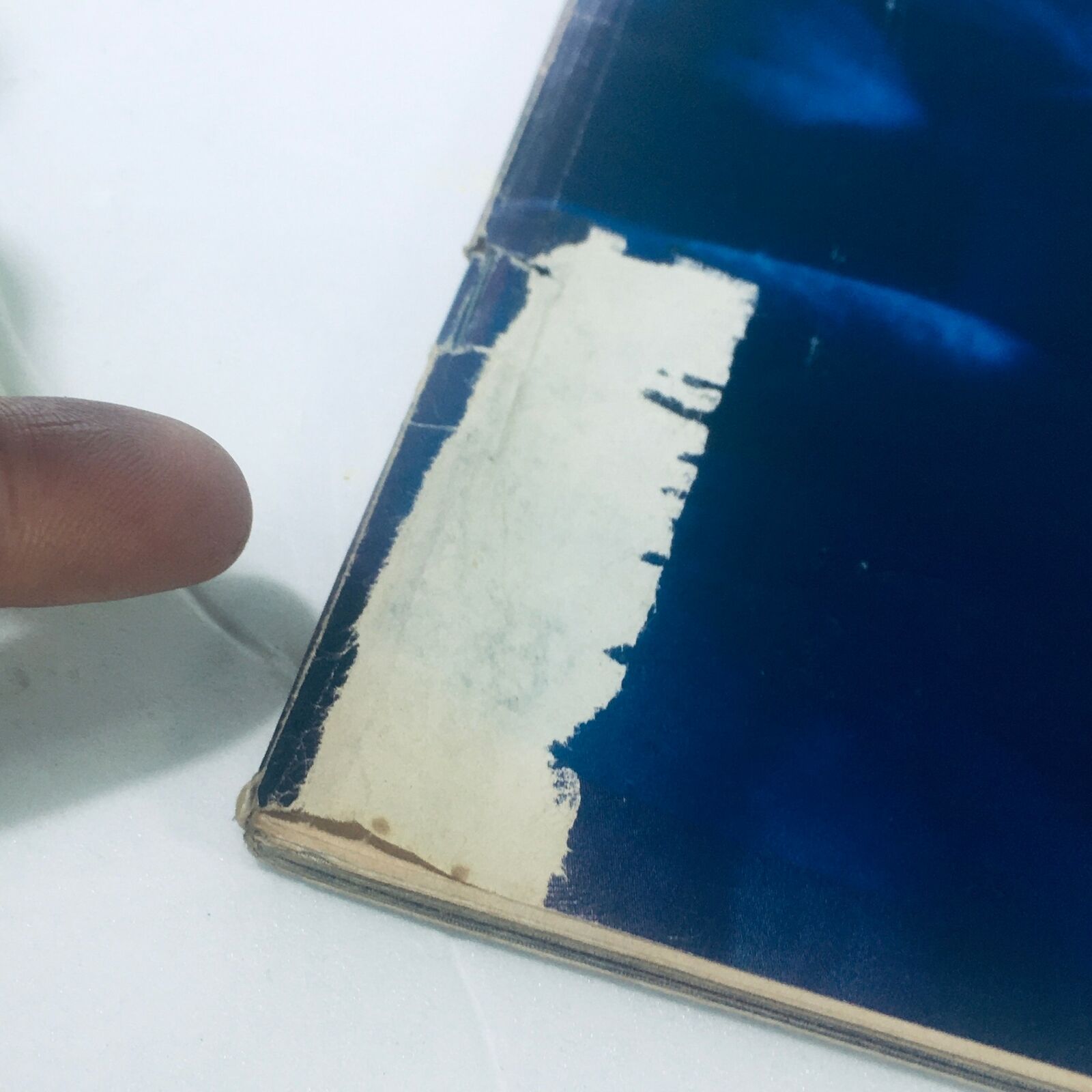 Close-up detail of the VTG Life Magazine October 1 1971, showing minor wear and edge damage, emphasizing the vintage condition of this historical publication.