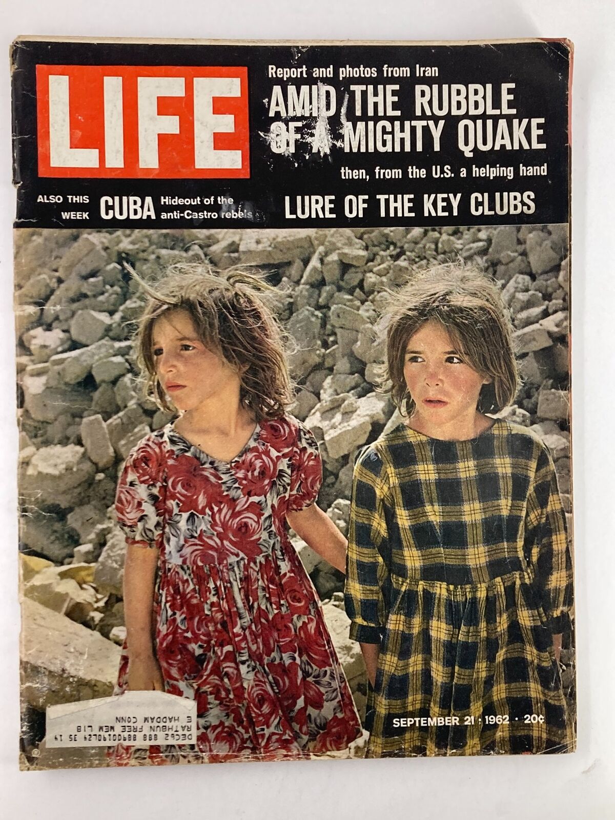 Cover of the VTG Life Magazine September 21, 1962, featuring the title 'Amid The Rubble of a Mighty Quake,' showcasing two girls in front of a rubble background.