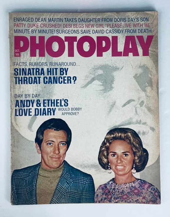 Cover of VTG Photoplay Magazine October 1971, Vol 80 No. 4 featuring Frank Sinatra and articles about Hollywood stars and pop culture.