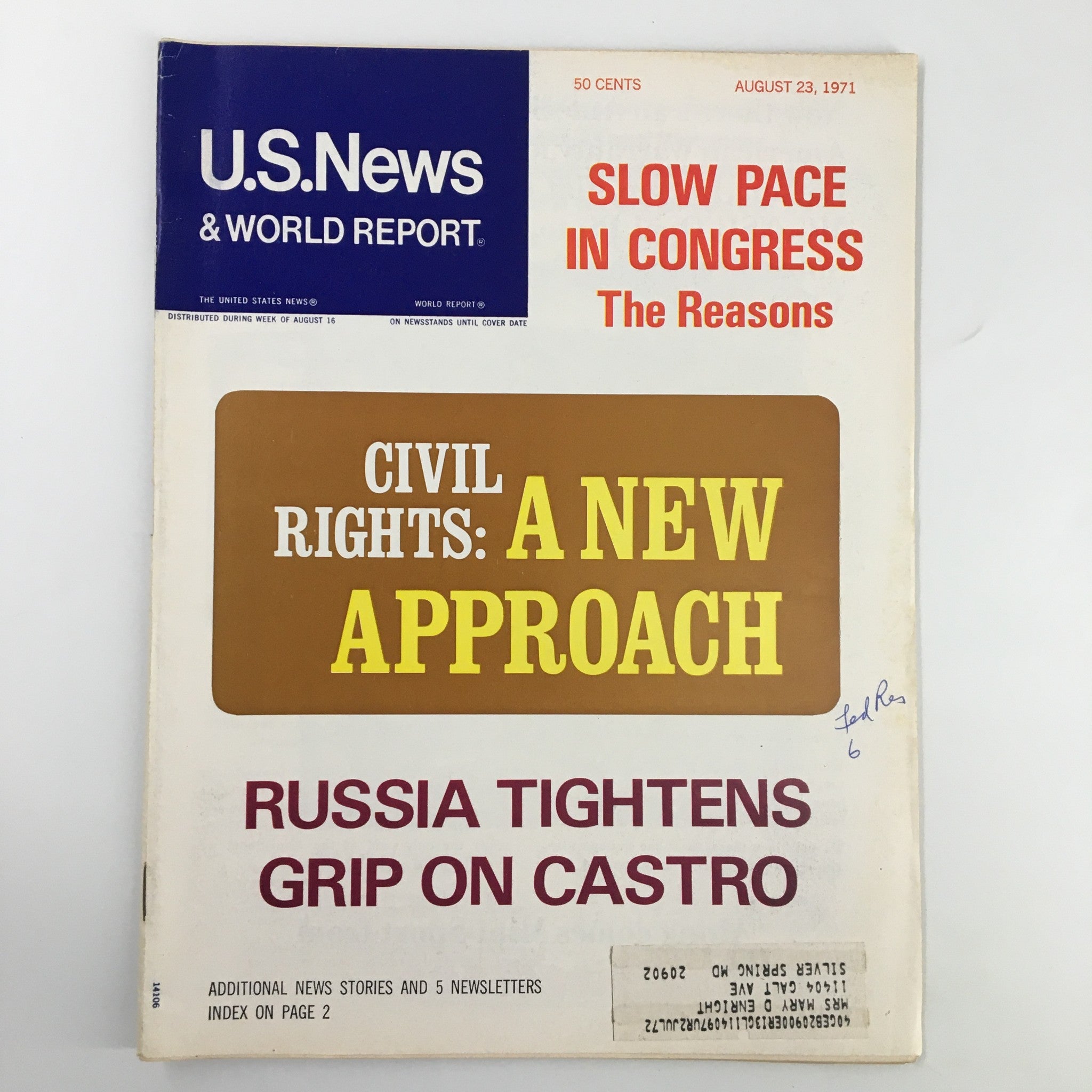 Cover of US News & World Report Magazine from August 23, 1971, featuring the headline 'Civil Rights: A New Approach' along with articles on Congress and Russia's influence in Cuba.
