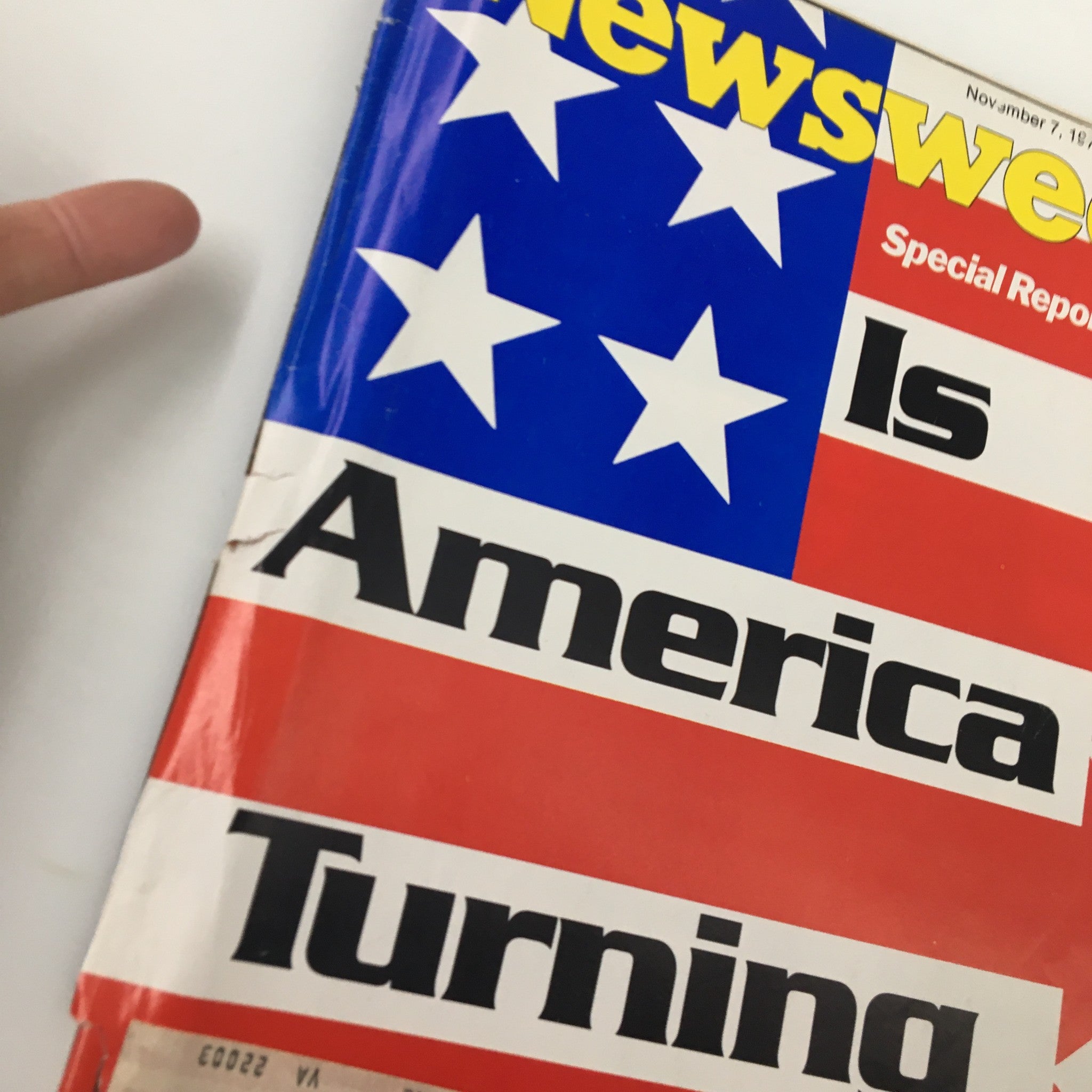 Cover of VTG Newsweek Magazine November 7, 1977 titled 'Is America Turning Right?' featuring red, white, and blue design with stars.