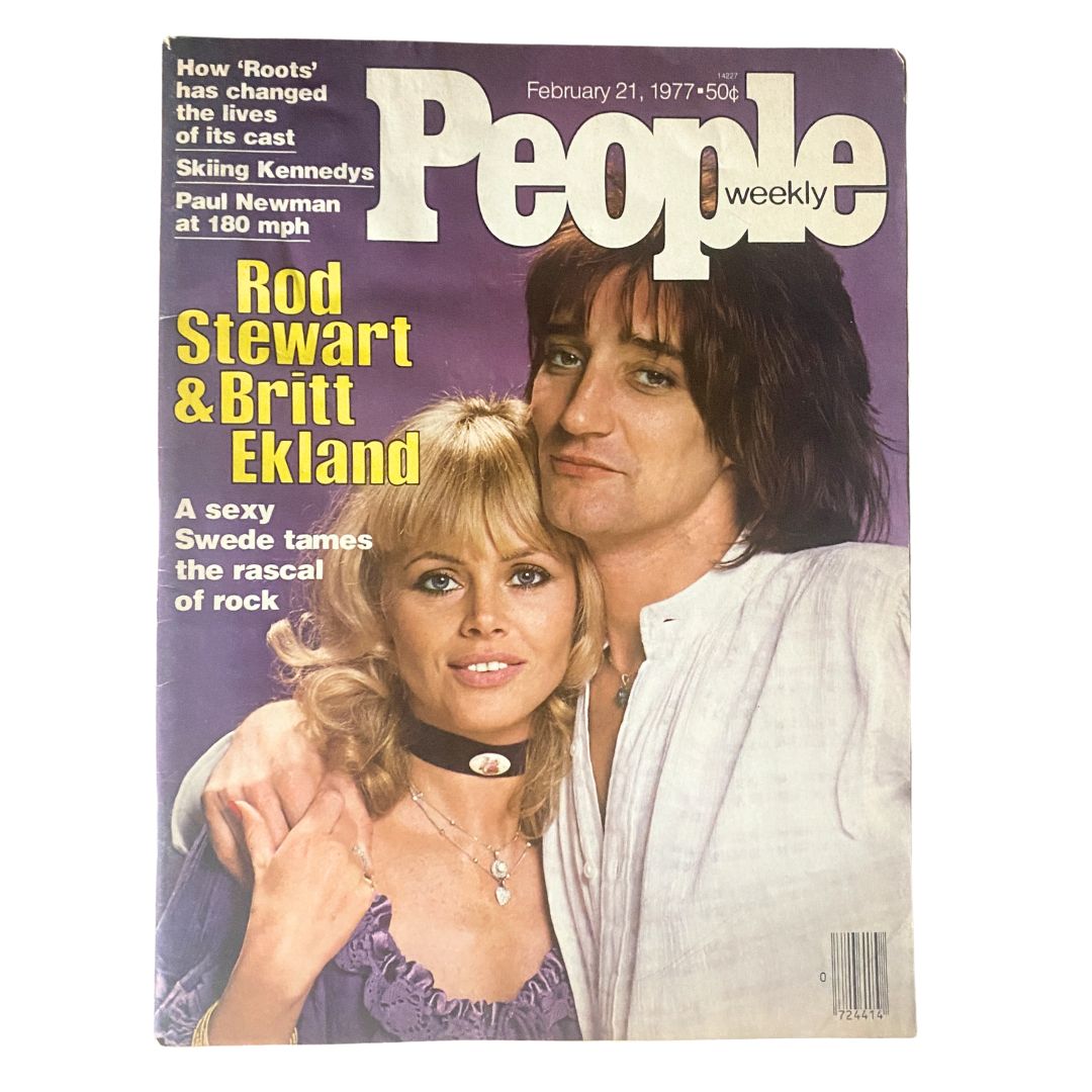 VTG People Weekly Magazine cover dated February 21, 1977 featuring Rod Stewart and Britt Ekland, showcasing iconic 70s fashion and celebrity culture.