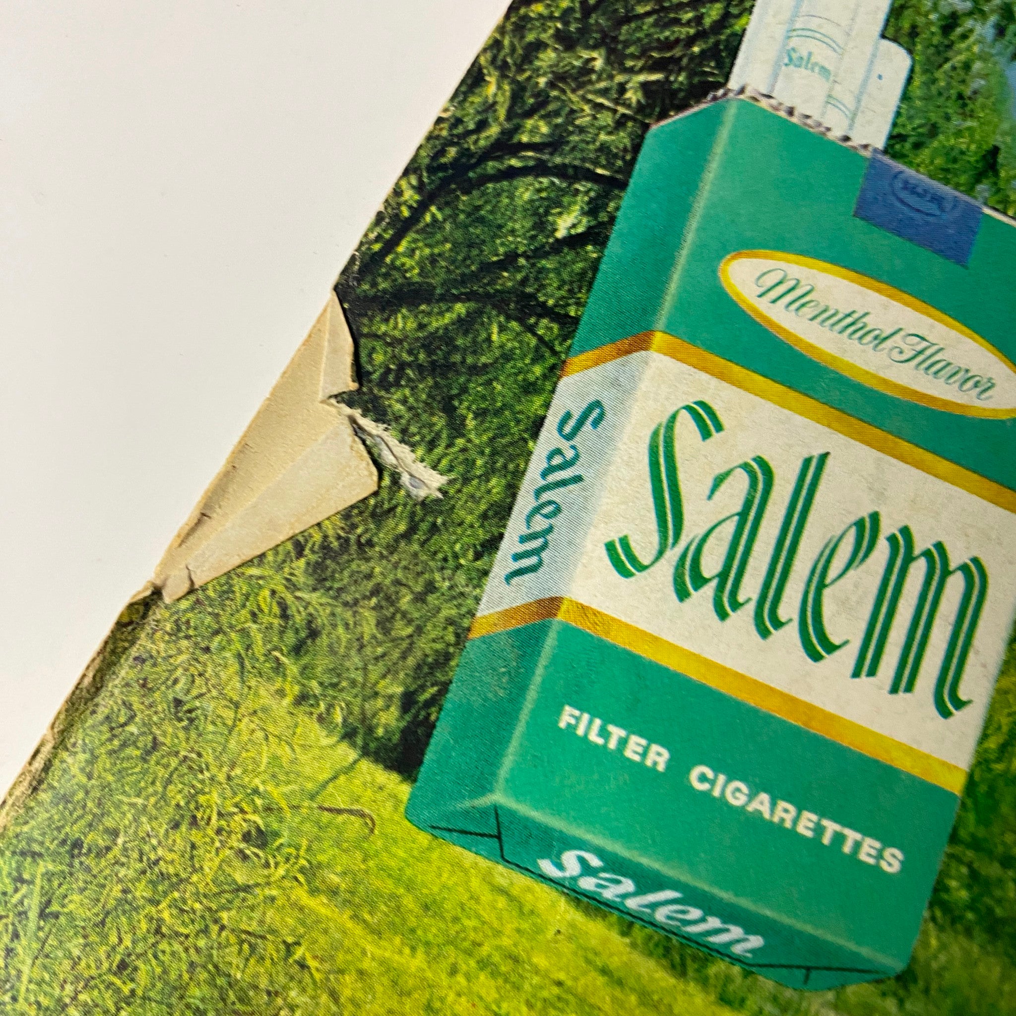 Image of Salem menthol flavor filter cigarettes featured in Modern Screen Magazine February 1965 with Elizabeth Taylor and Richard Burton on the cover.