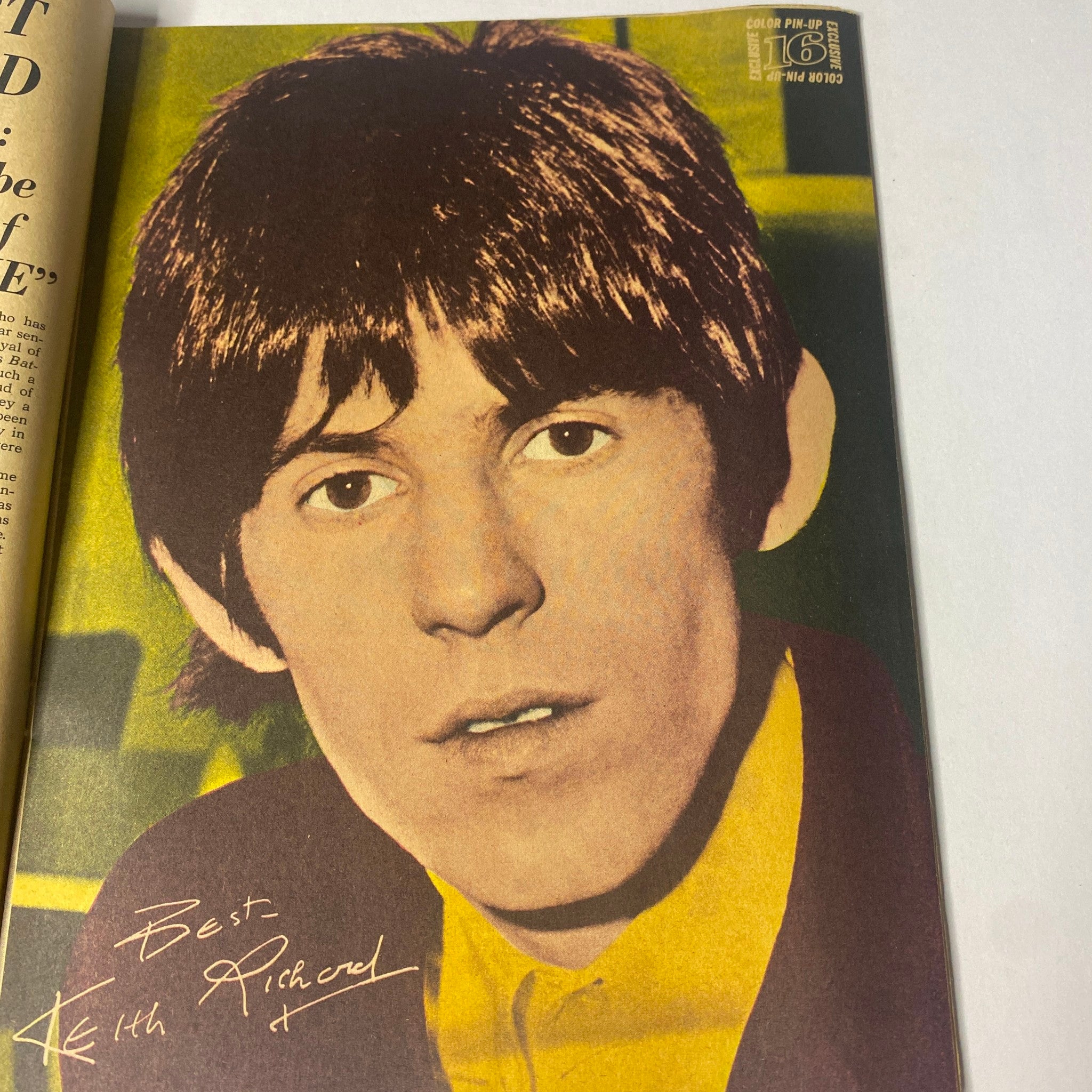 Image of Keith Richards with a signed color pin-up in 16 Magazine – September 1966 – Vol. 8, No. 4 featuring Ringo Starr.