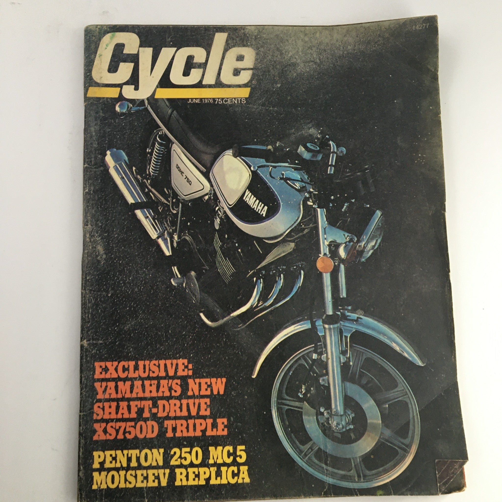 Cover of Cycle Magazine June 1976 featuring Yamaha XS750D Triple and Penton 250 MC 5 Moiseev Replica, showcasing motorcycle design from the 1970s.