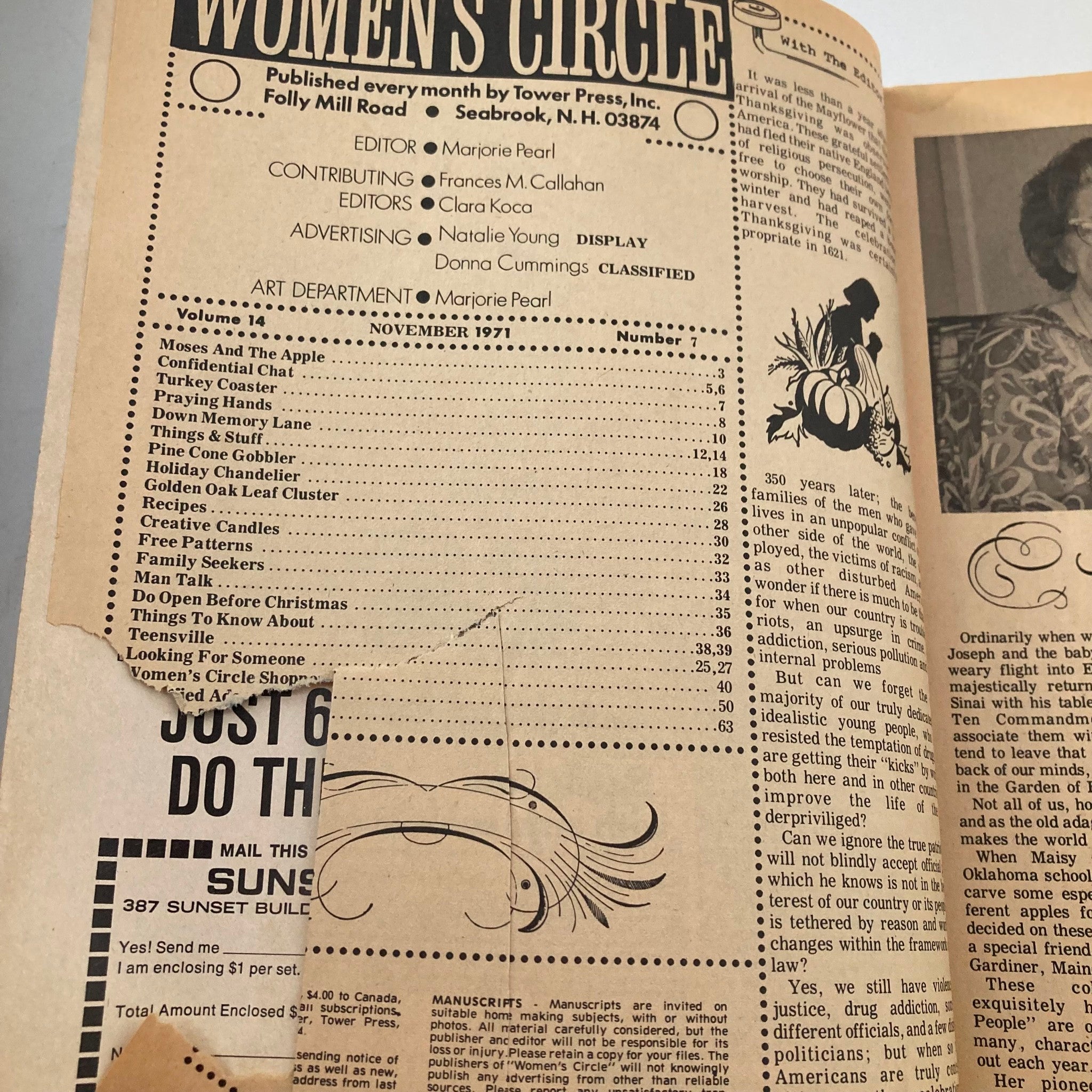 Interior page of VTG Women's Circle Magazine November 1971 featuring the table of contents with articles like 'Moses and The Apple' and advertisements, showcasing vintage design elements.