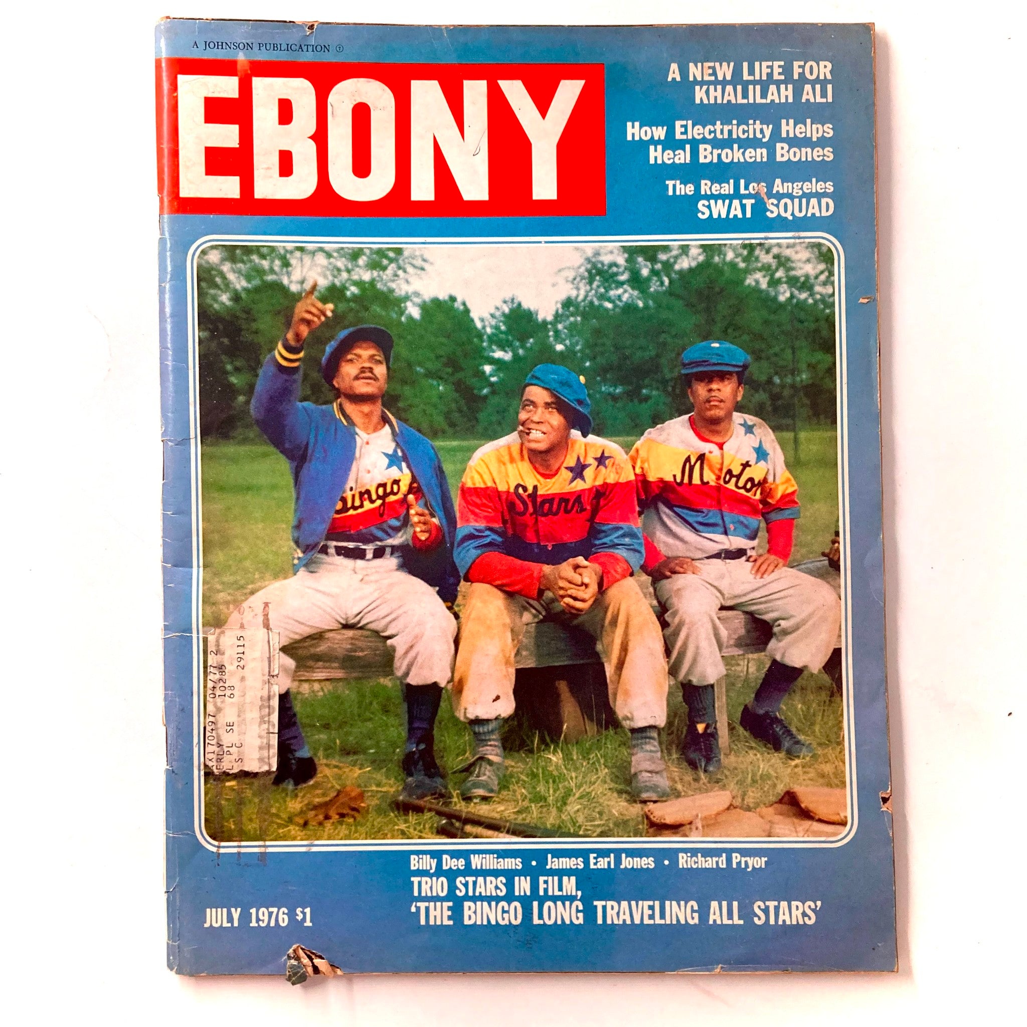 Cover of VTG Ebony Magazine July 1976 featuring Billy Dee Williams, James Earl Jones, and Richard Pryor, promoting film 'The Bingo Long Traveling All-Stars' with vibrant colors and classic design.