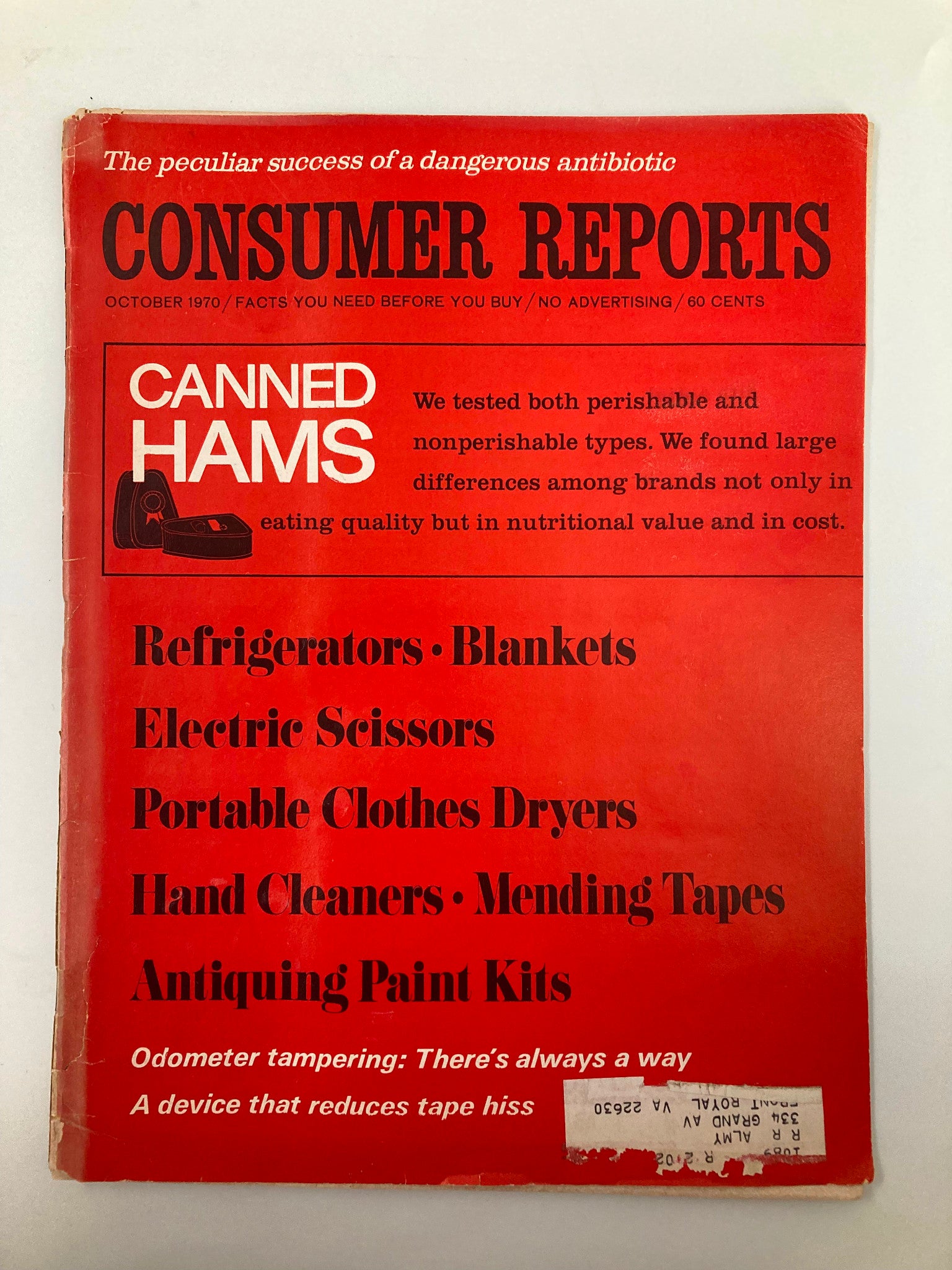 Cover of the VTG Consumer Reports Magazine from October 1970 featuring articles on tested perishable and non-perishable products, including canned hams, with a bright red design and various product categories listed.