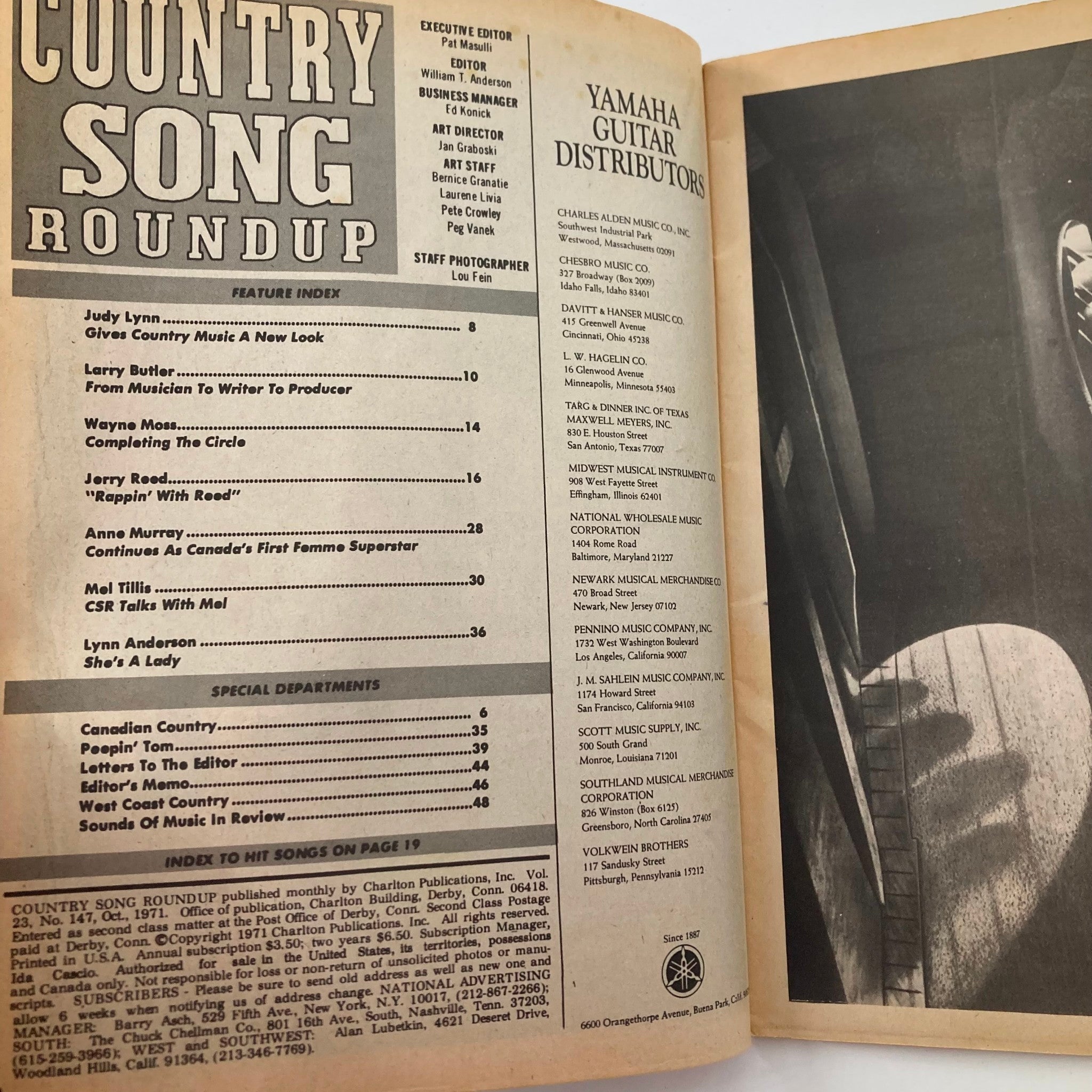 Inside view of Country Song Roundup Magazine October 1971 showing the feature index and contents, highlighting articles about notable country music stars including Judy Lynn, Jerry Reed, and Mel Tillis.