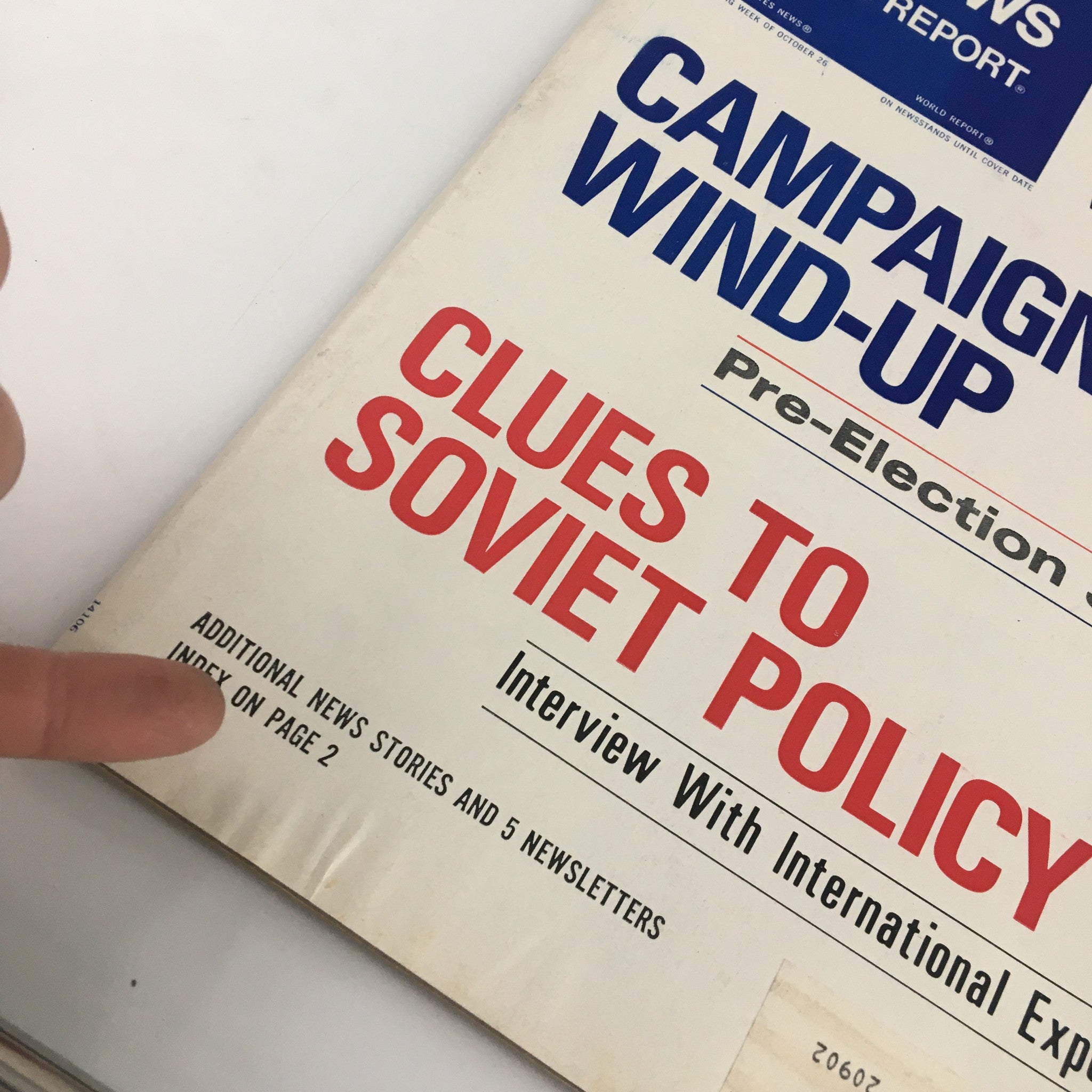 Detailed view of the US News & World Report Magazine November 2 1970 cover, highlighting the 'Clues to Soviet Policy' section with additional news stories index.