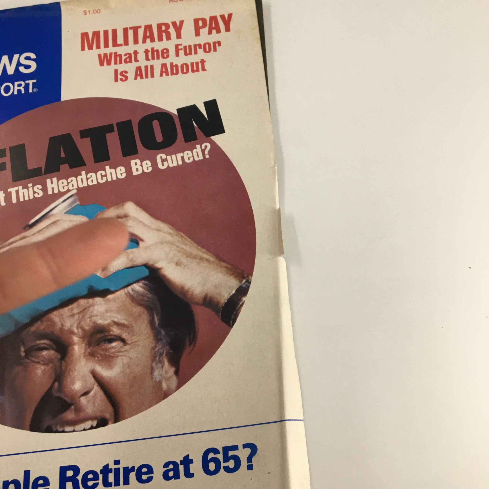 Cover of US News & World Report Magazine dated August 22, 1977, featuring the headline 'Why Can't This Headache Be Cured?' with a distressed man holding his head, representative of health trends and headache discussions in the 1970s.
