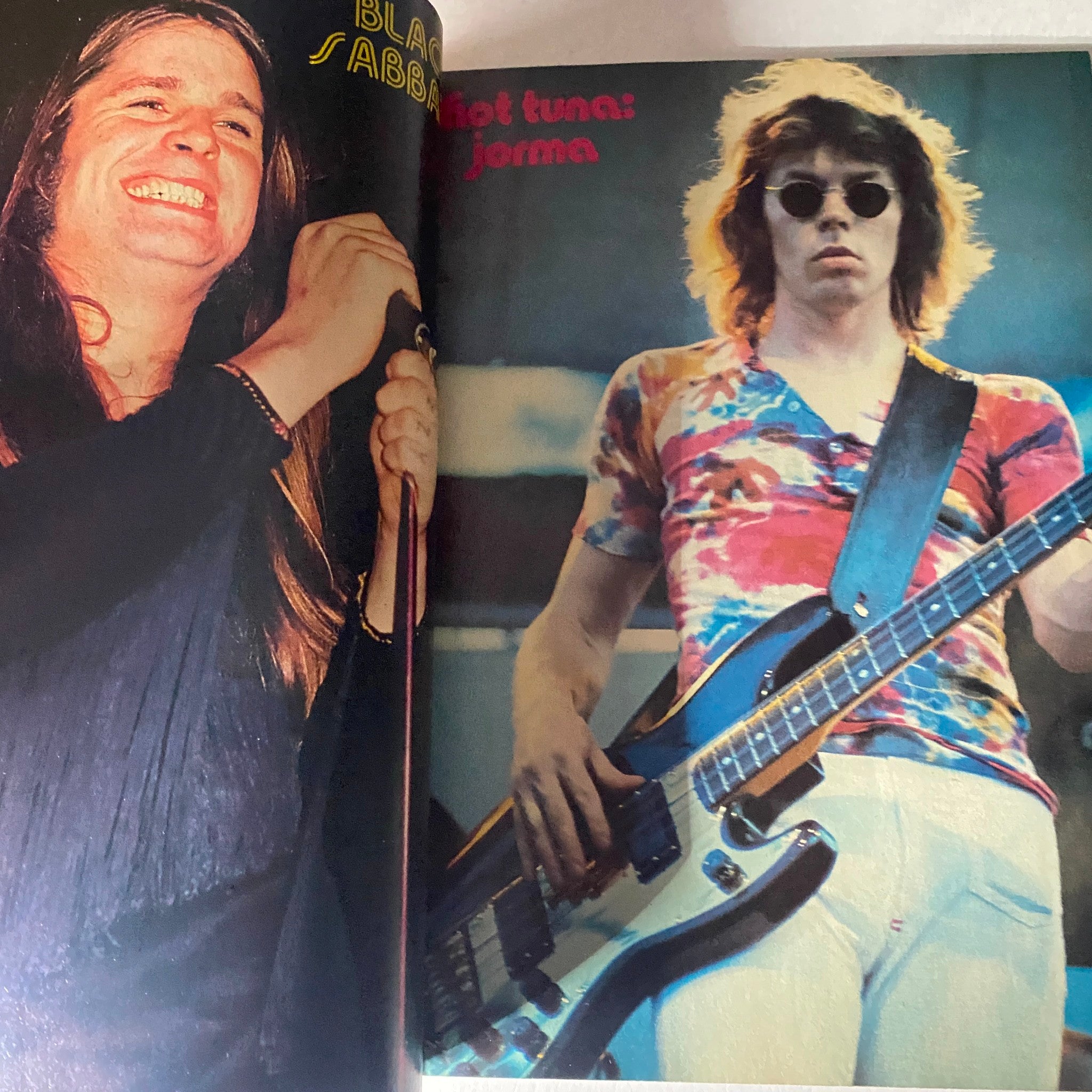 VTG Rock Magazine January 1978 showing iconic rock stars, Ozzy Osbourne performing next to another musician in a colorful outfit.