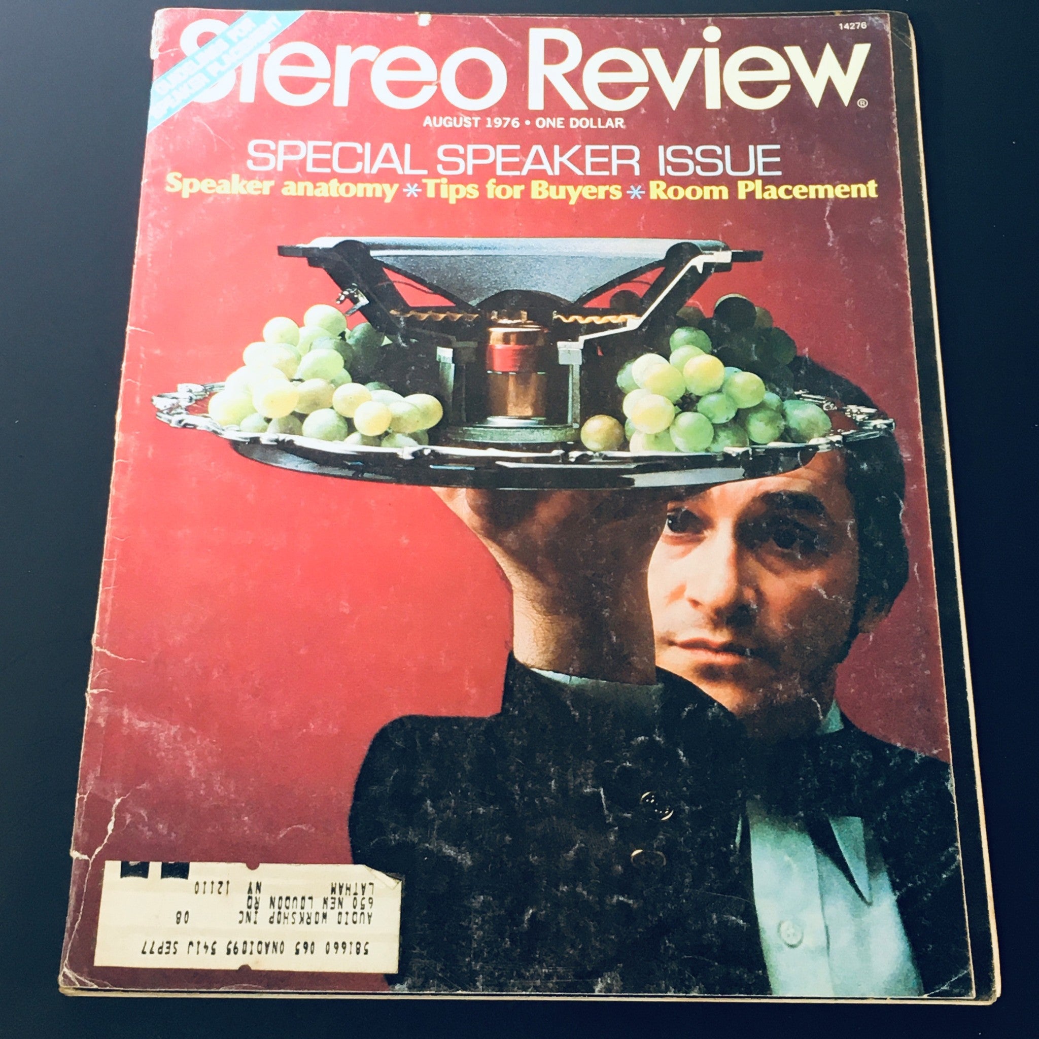 Cover of VTG Stereo Review Magazine August 1976 featuring the title 'Special Speaker Issue', showcasing speaker anatomy and tips for buyers, with a photo of a man holding a platter of grapes and a speaker.