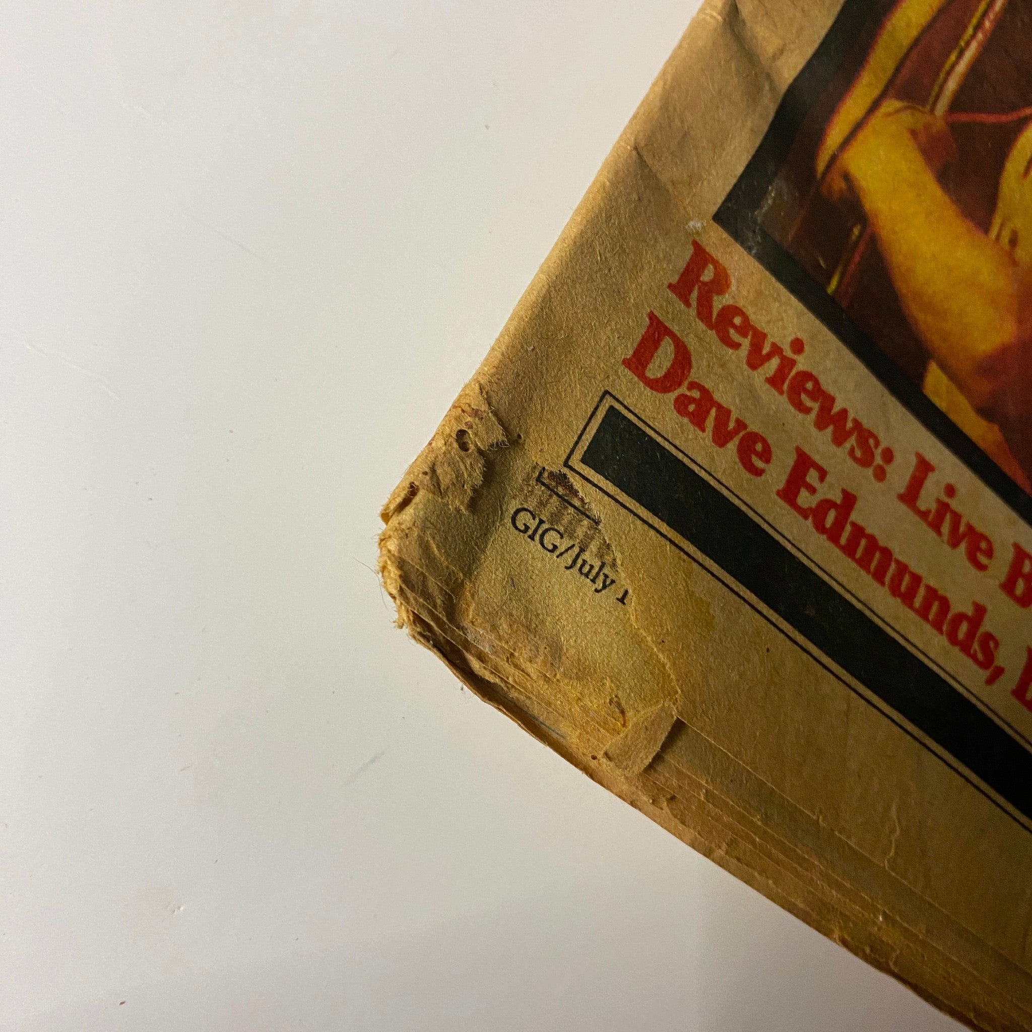 Close-up of the spine of VTG Gig The Music Magazine July 1977, showing the publication's title and print details.