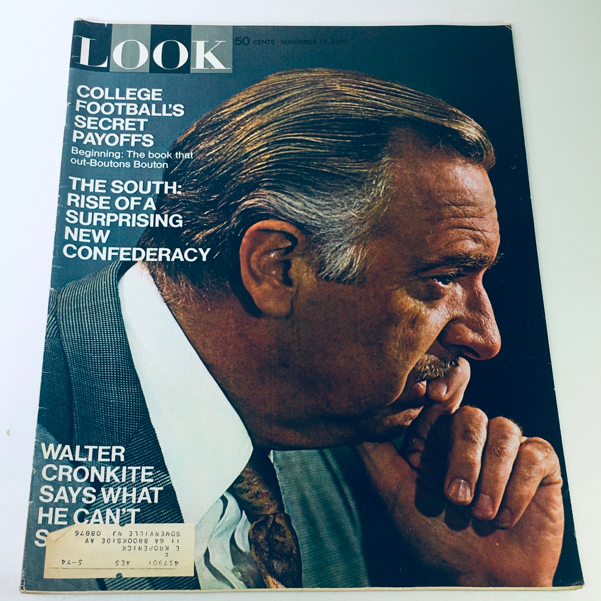 Cover of VTG Look Magazine November 17, 1970 featuring Walter Cronkite, highlighting articles on college football's secret payoffs and societal trends from the 1970s.