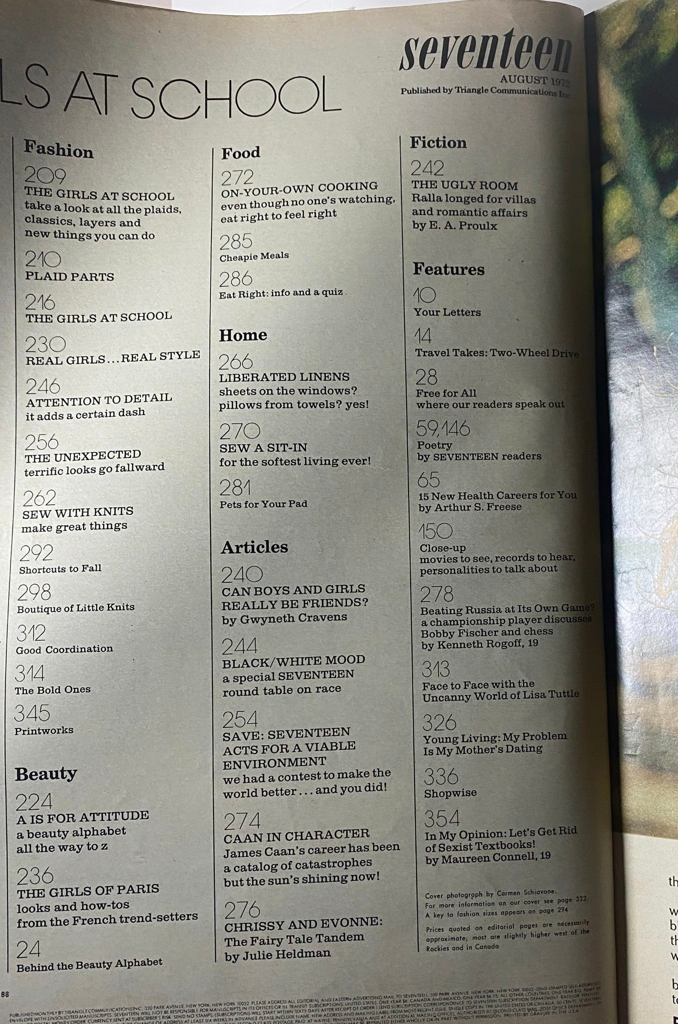 Table of contents from Seventeen Magazine August 1972 highlighting features on fashion, food, home, and articles related to 'The Girls at School.'