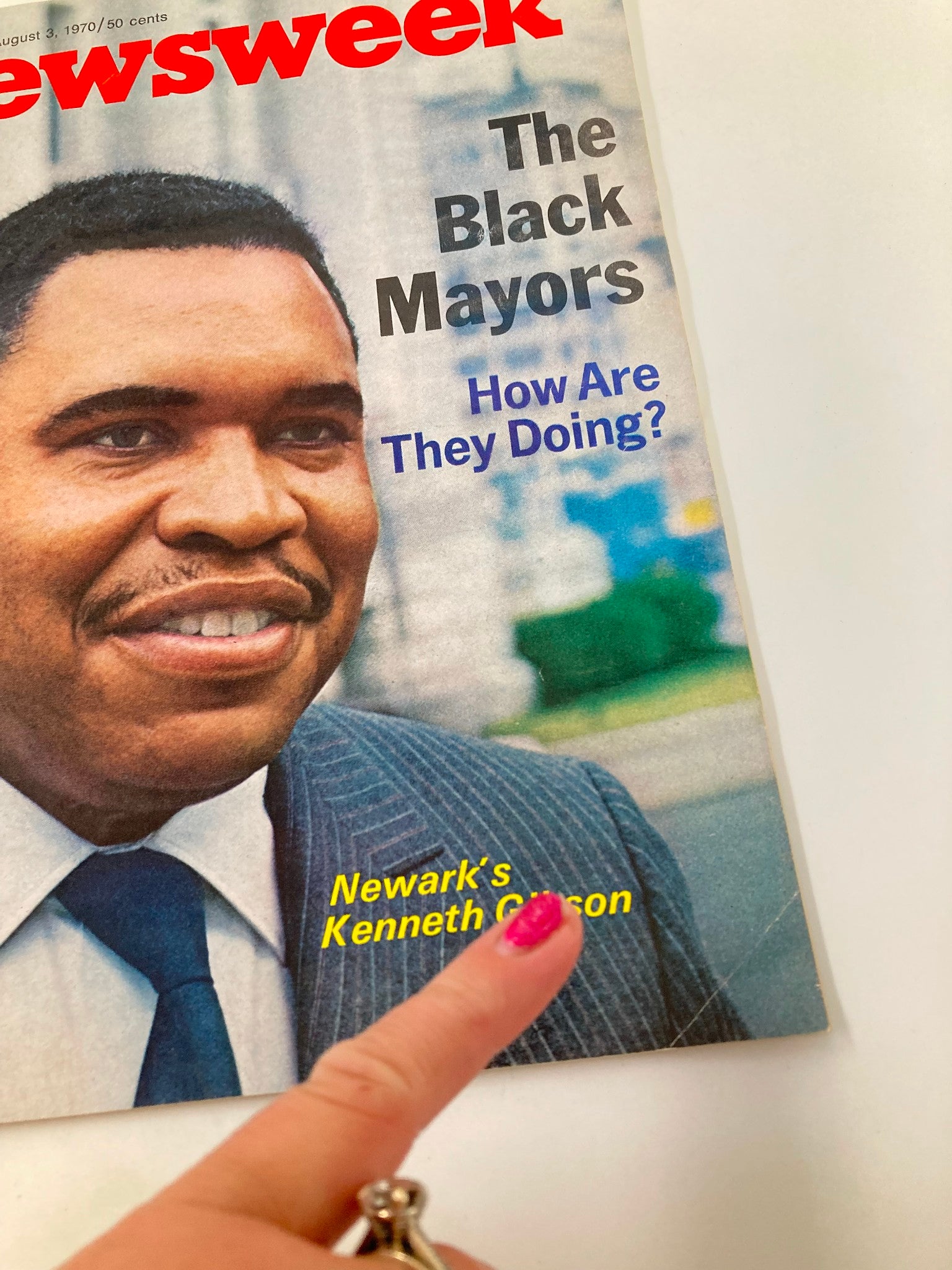 Close-up of the VTG Newsweek Magazine August 3 1970, showcasing Newark's Kenneth Gibson, with emphasis on the headline 'The Black Mayors' and his name highlighted in yellow.