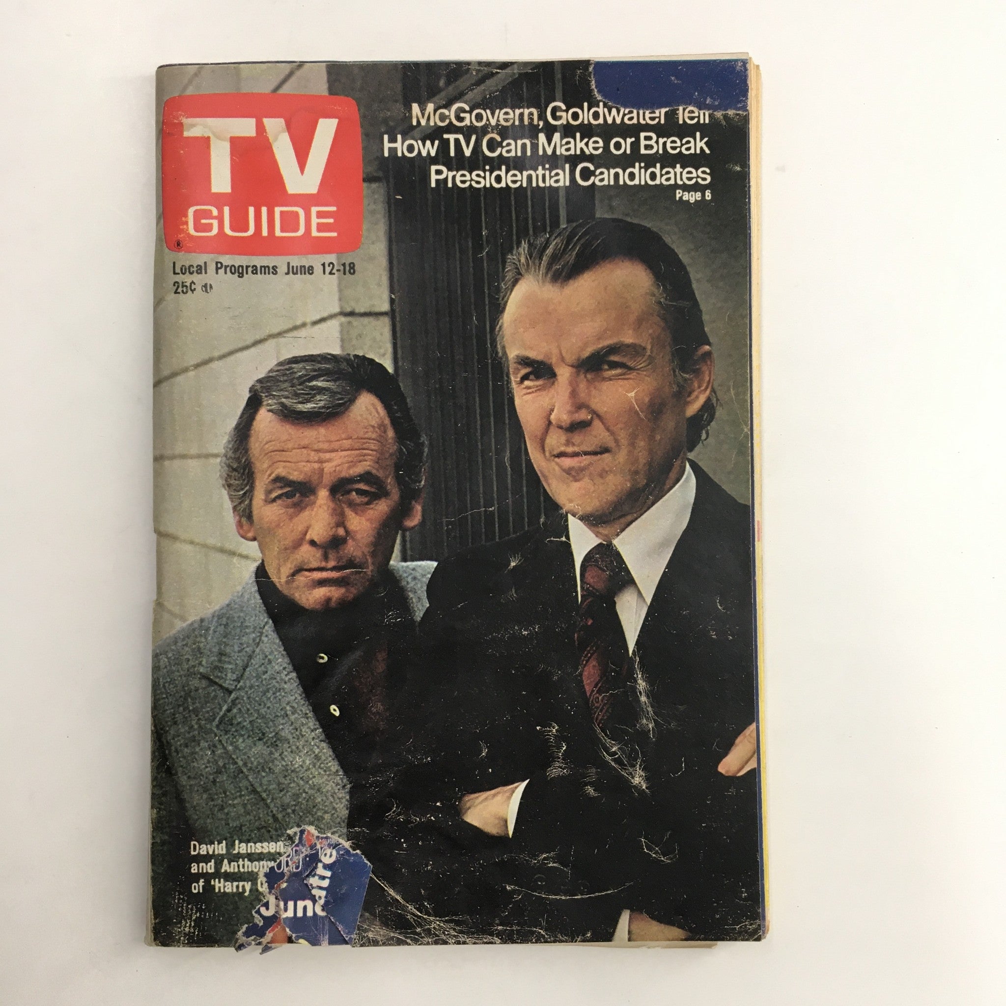 Cover of TV Guide Magazine June 12 1976 featuring David Janssen and Anthony Zerbe, showcasing their portraits with a tag line about presidential candidates.