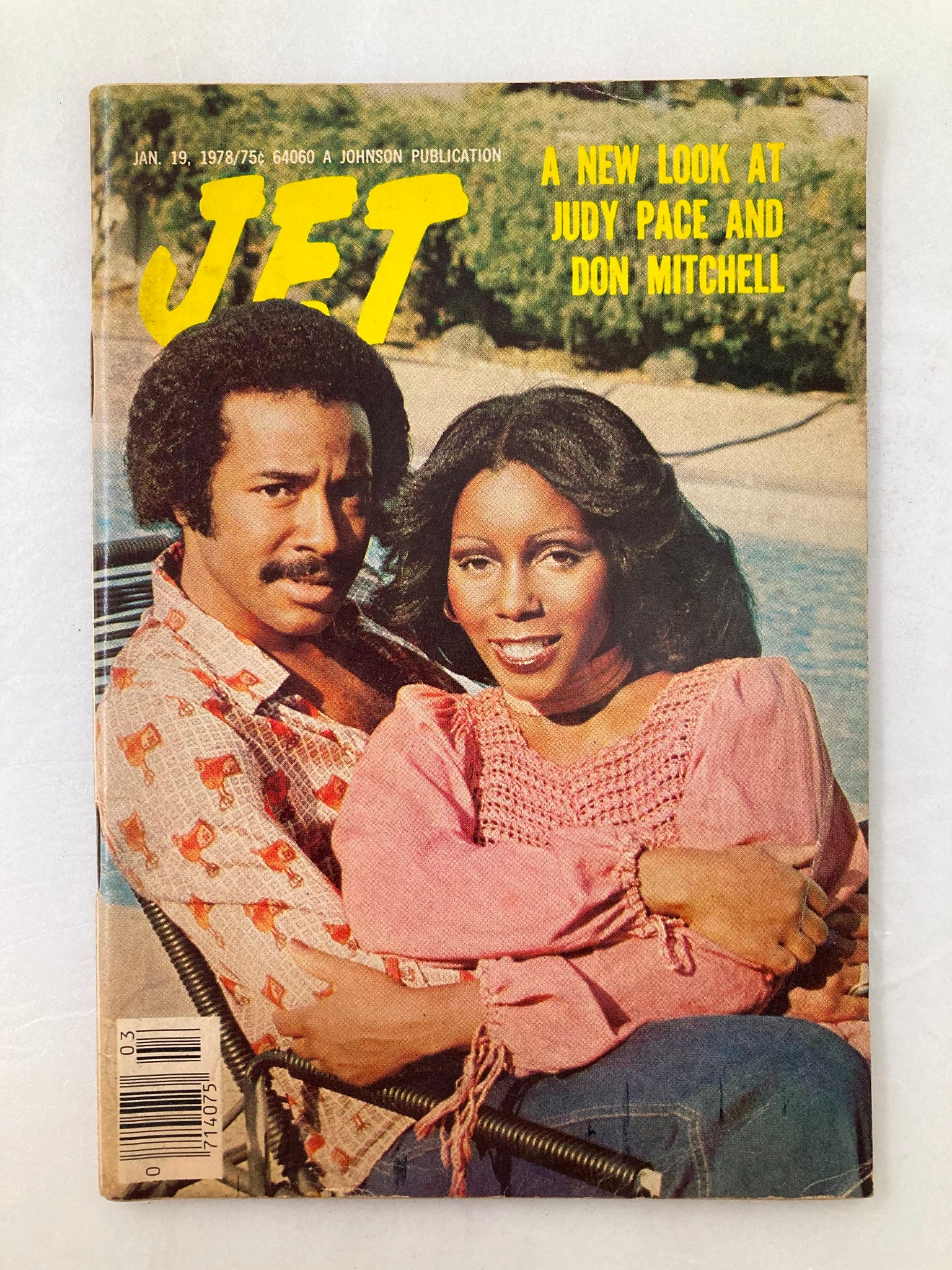 VTG Jet Magazine January 19 1978 Vol 53 #18 featuring Judy Pace and Don Mitchell on the cover, showcasing a casual portrait of the two actors by a poolside.