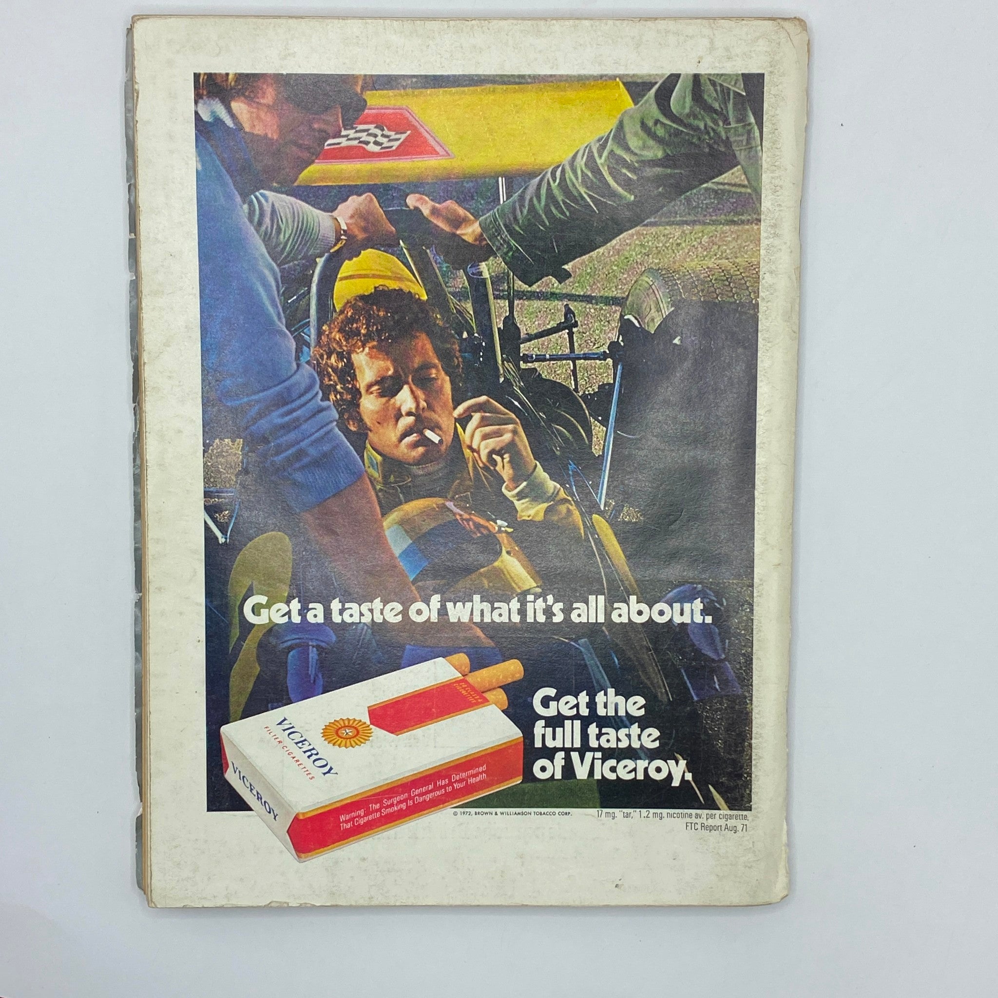 Back cover of the VTG Playboy Magazine from March 1972, featuring an advertisement for Viceroy cigarettes, capturing the retro design and cultural context of the era.