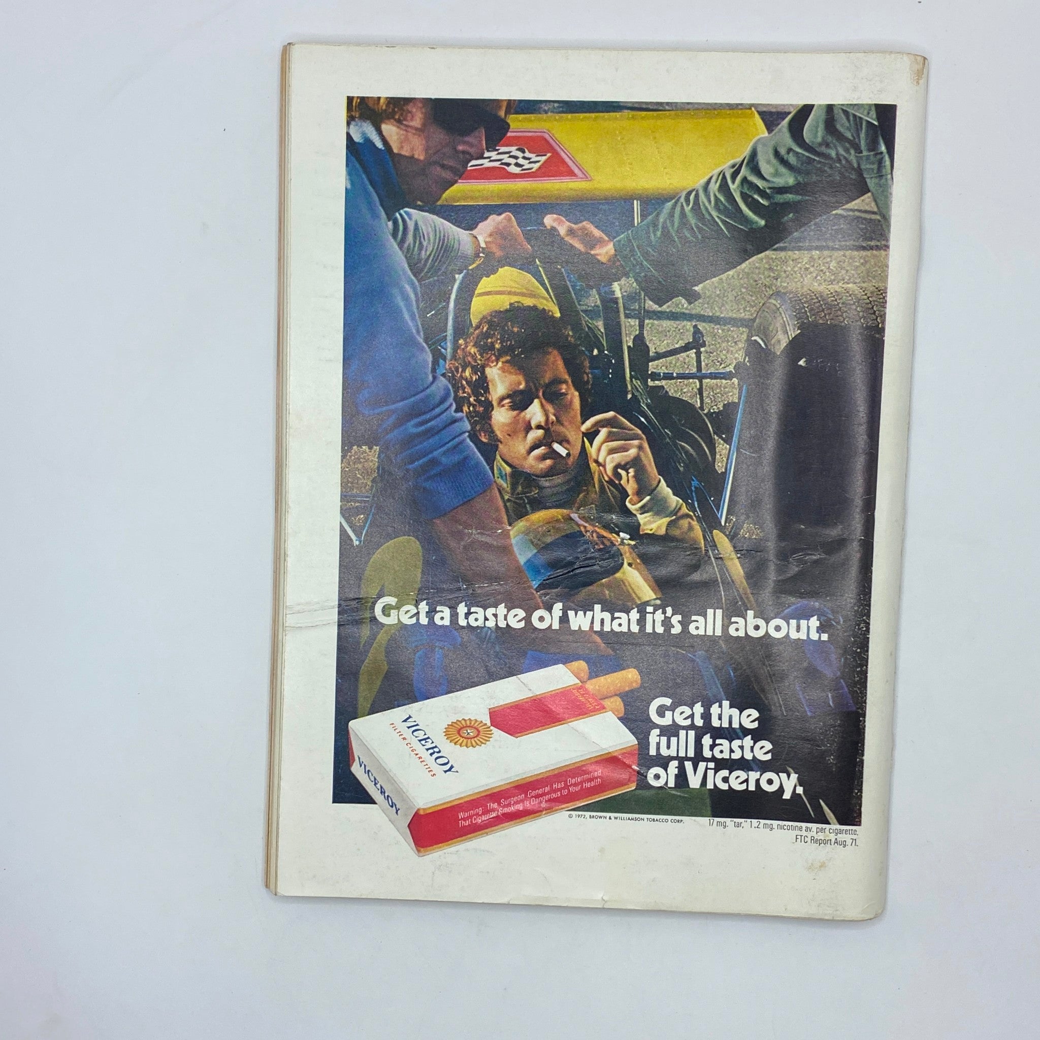 Back cover advertisement of the VTG Playboy Magazine March 1972 for Viceroy cigarettes.