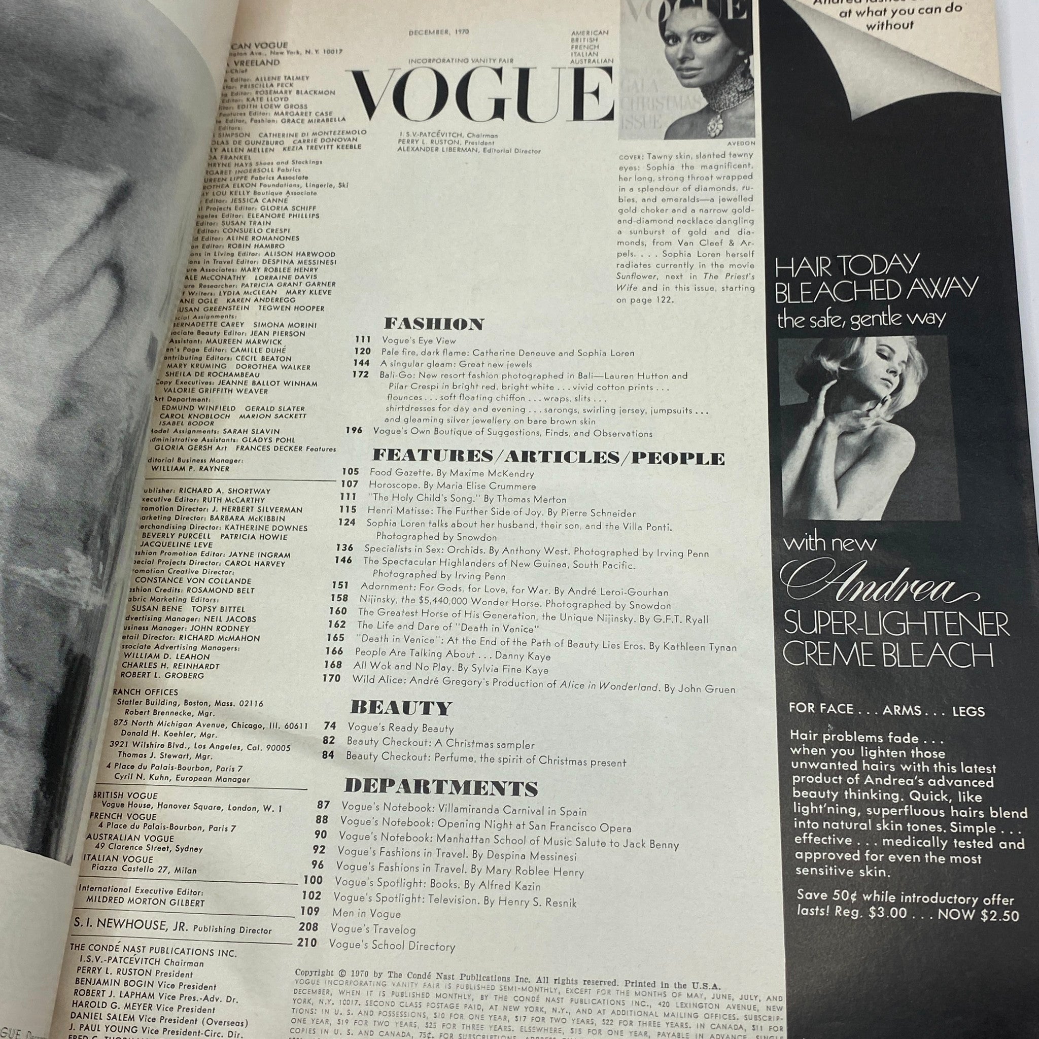 Table of contents from VTG Vogue Magazine December 1970 featuring iconic fashion articles and photography, including a feature on Sophia Loren.