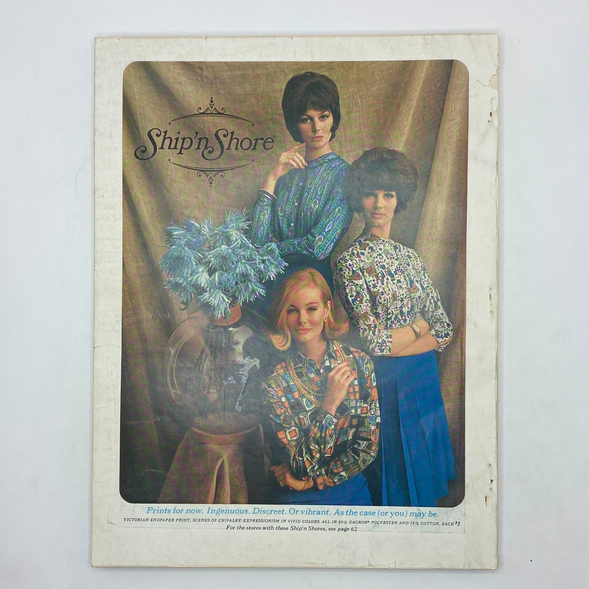 VTG Vogue Magazine September 1 1962 cover featuring Kecia Nyman by Art Kane, showcasing three stylish women in beautiful vintage clothing with floral arrangements.