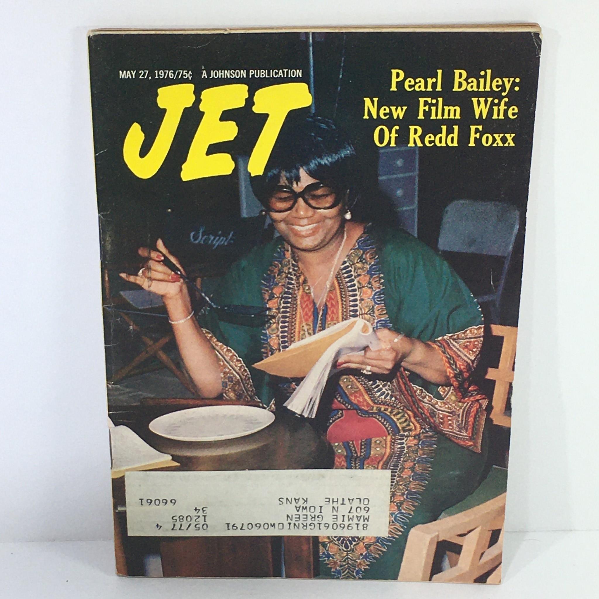 Cover of Jet Magazine dated May 27, 1976 featuring Pearl Bailey as the new film wife of Redd Foxx, showcasing Bailey smiling while holding a notebook, dressed in colorful traditional attire.