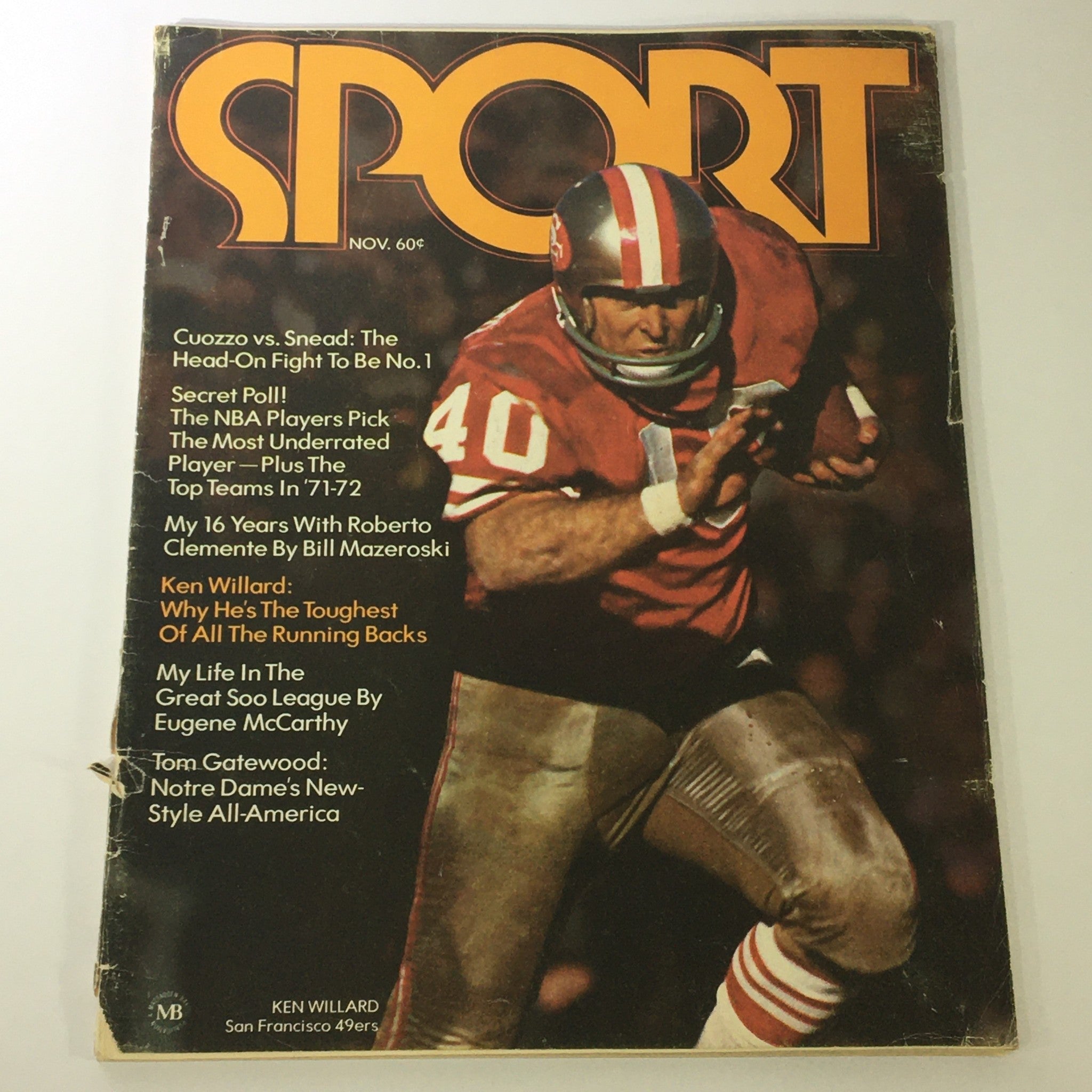 Cover of Sport Magazine November 1971 Vol 52 #5 featuring Ken Willard of the San Francisco 49ers in action, highlighting key articles and sports insights.