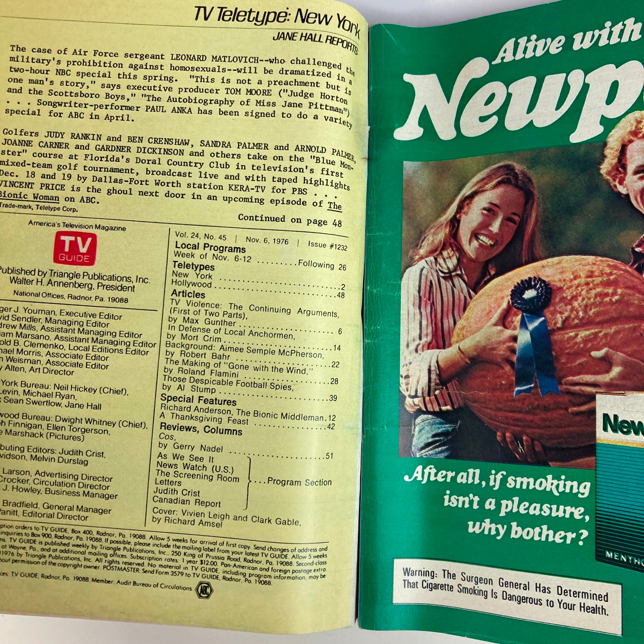 Inside spread of TV Guide Magazine November 6 1976 #1232, detailing local programs for the week, highlighting articles and mentions of Vivien Leigh and Clark Gable.
