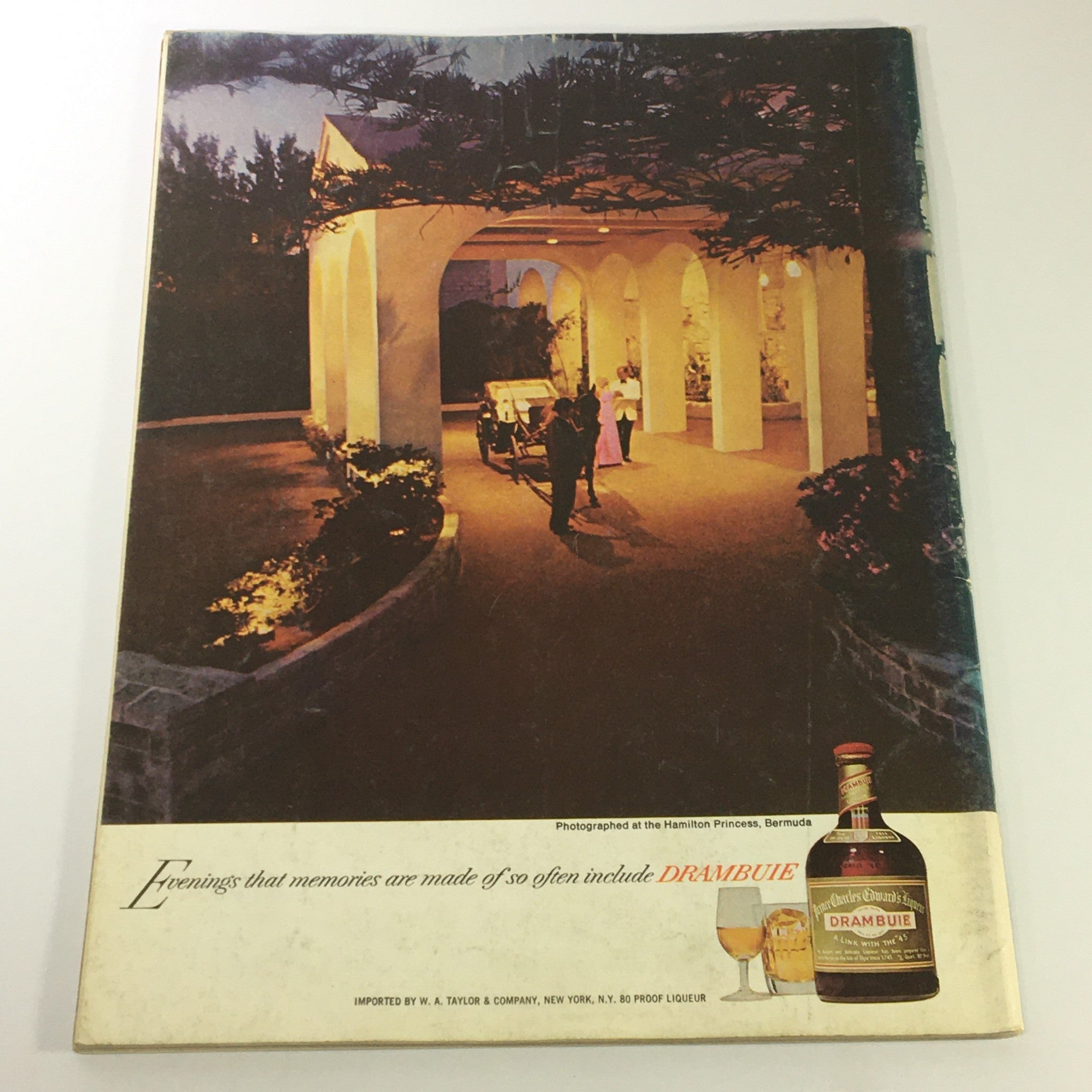 Back cover of VTG Gourmet Magazine September 1975 featuring an elegant night scene with a quote about memorable evenings, highlighting the essence of luxury dining.