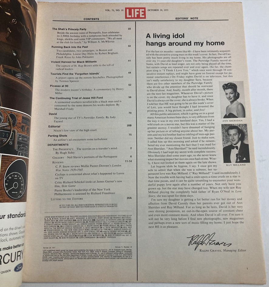 Contents page of VTG Life Magazine October 29 1971, highlighting articles including 'Running Back into the Past' and 'David'. Featuring Volume 71, Number 18.
