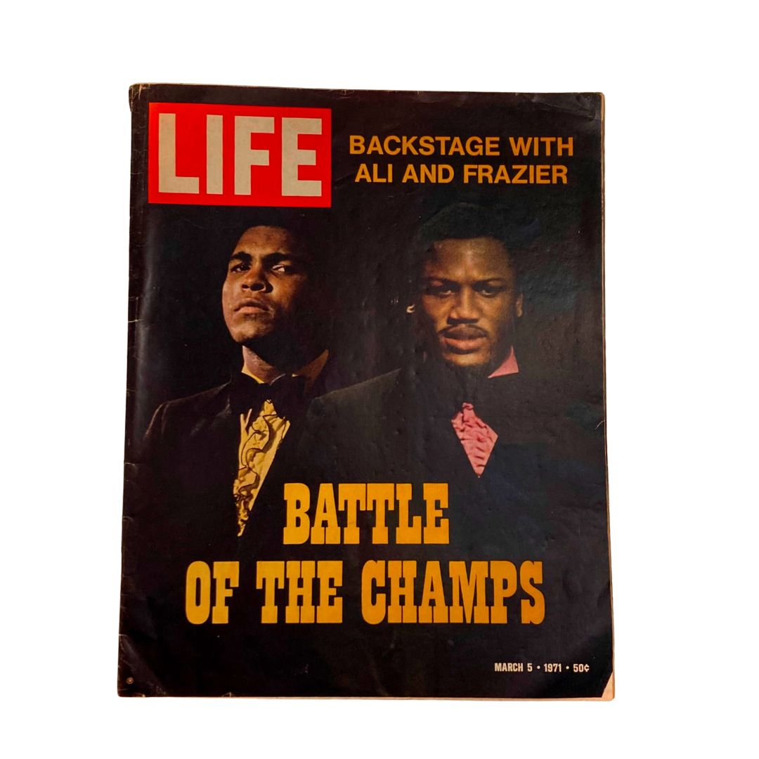 Cover of VTG Life Magazine March 5 1971 featuring Muhammad Ali and Joe Frazier, titled 'Battle of the Champs'.