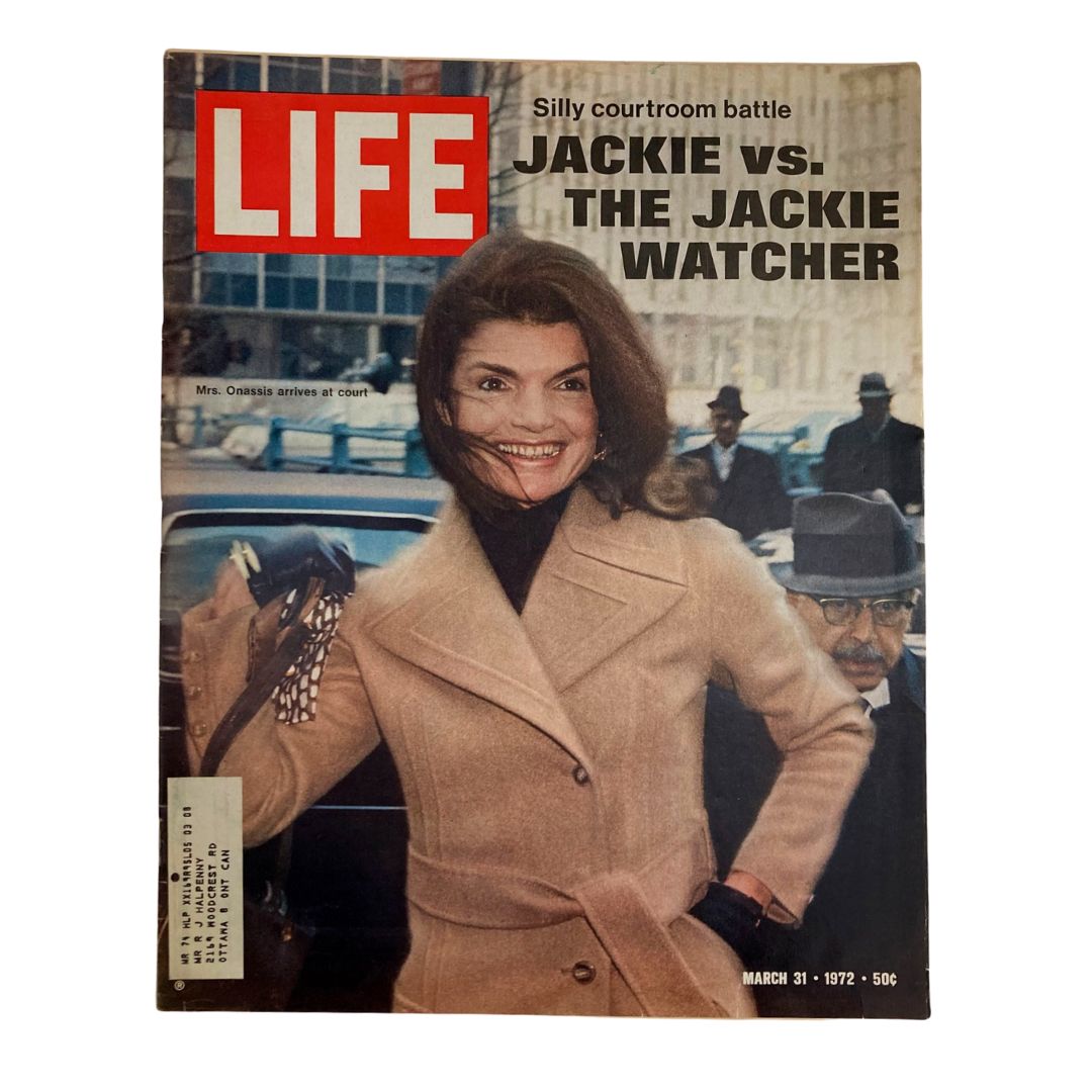 Cover of VTG Life Magazine March 31, 1972 featuring Jackie Kennedy Onassis, highlighting a silly courtroom battle with a smiling Jackie arriving at court.