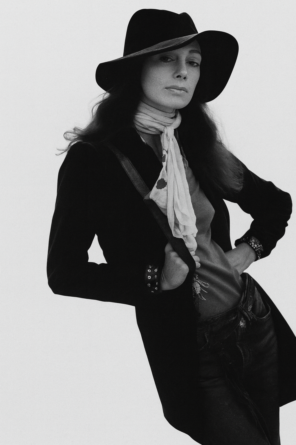 The Beautiful Hippies, Exotic Prints, and the Wild New Direction of 1970 Fashion