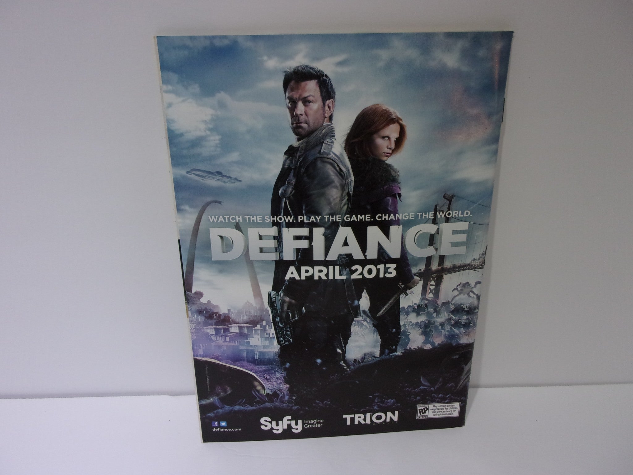 Advertisement from the TV Guide July 30-Aug 12 2012 Double Issue for the television show Defiance, airing on Syfy.