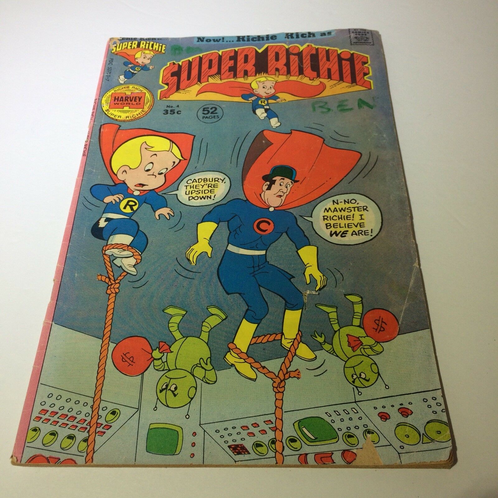 Super Richie  #4 Collectible Vintage Comic Harvey World 'Peculiar Vandalism'