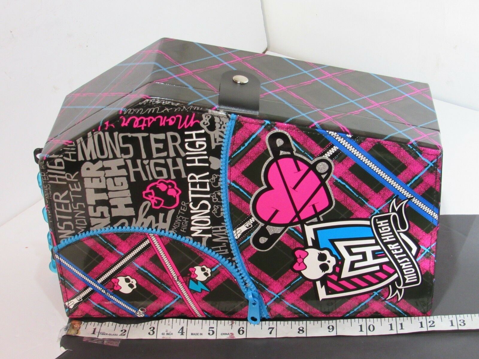 Monster High Huge Lot 46 Dolls + accessories EXTRA outfits, shoes, Horse & Case