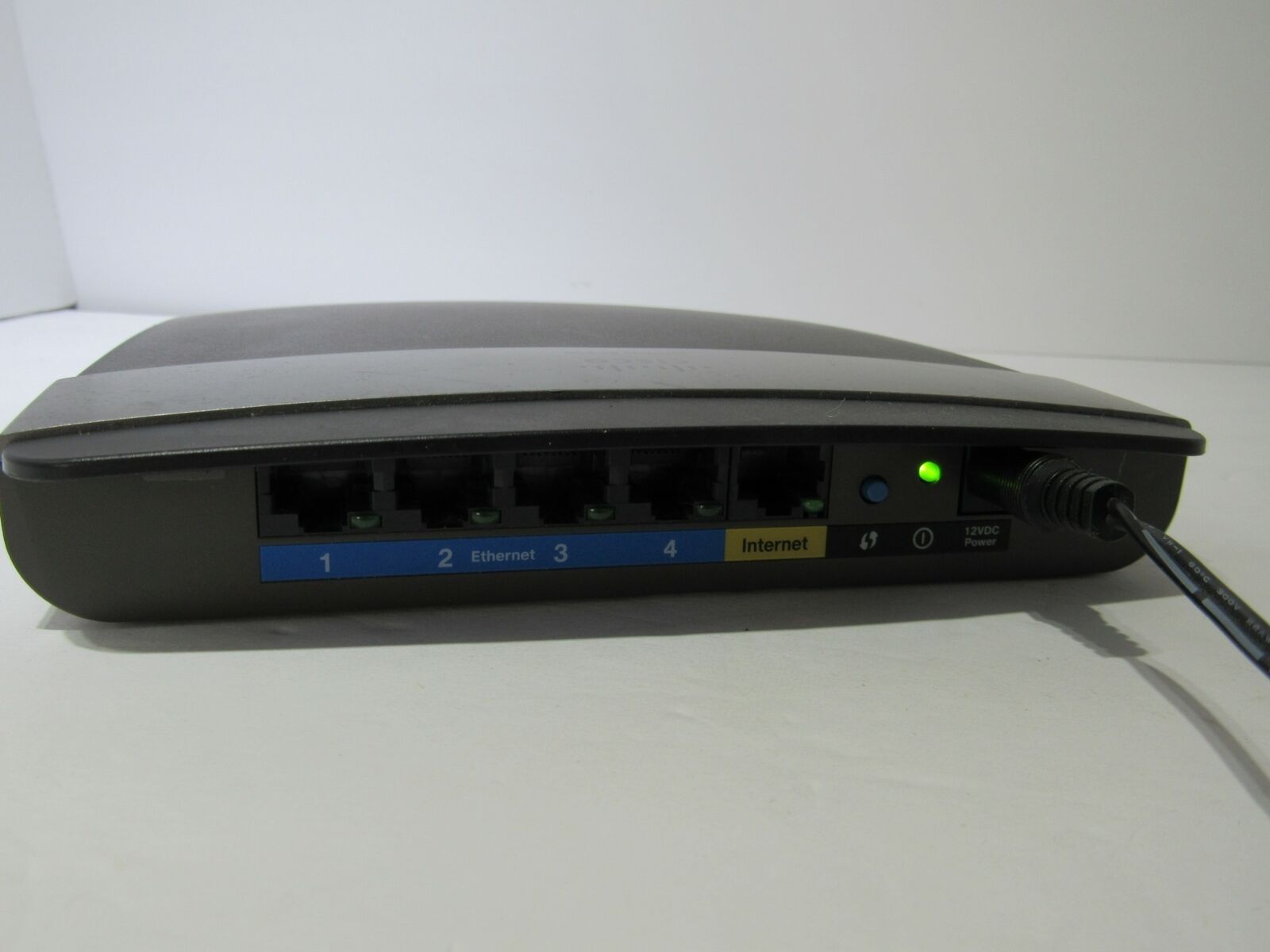 Cisco Linksys E2500 N600 Dual-Band Wireless-N Router Tested and Working