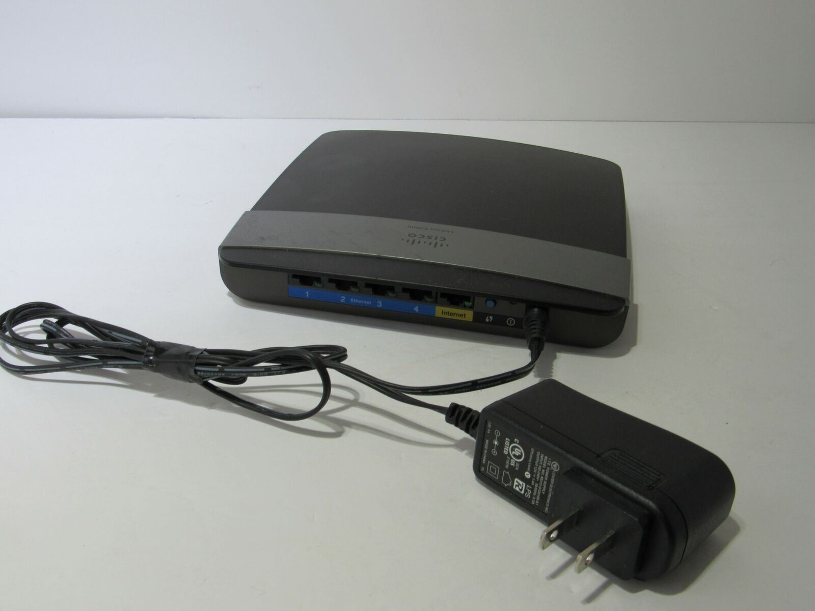 Cisco Linksys E2500 N600 Dual-Band Wireless-N Router Tested and Working