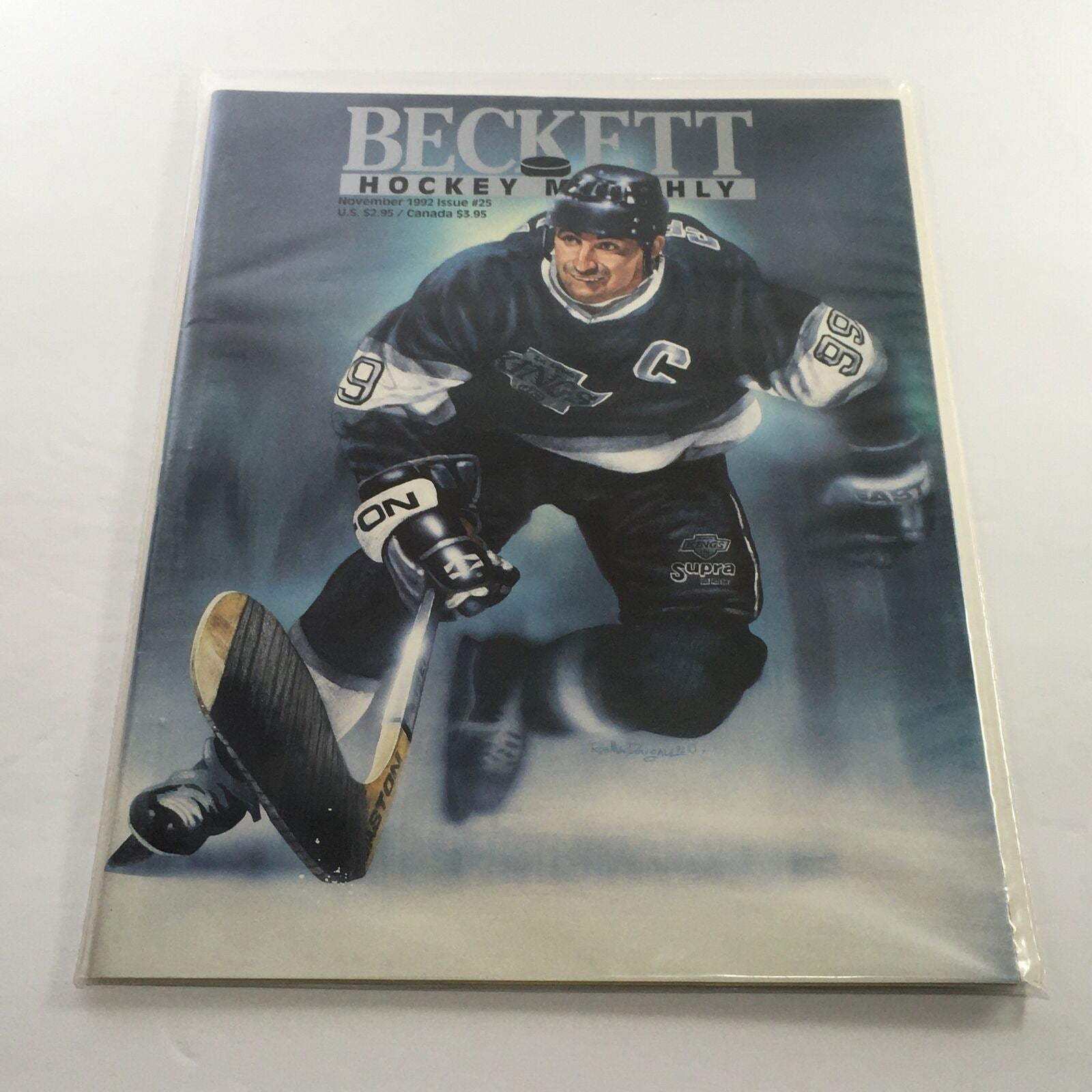 Beckett Hockey Monthly: November 1992 Issue #25 - Wayne Gretzky