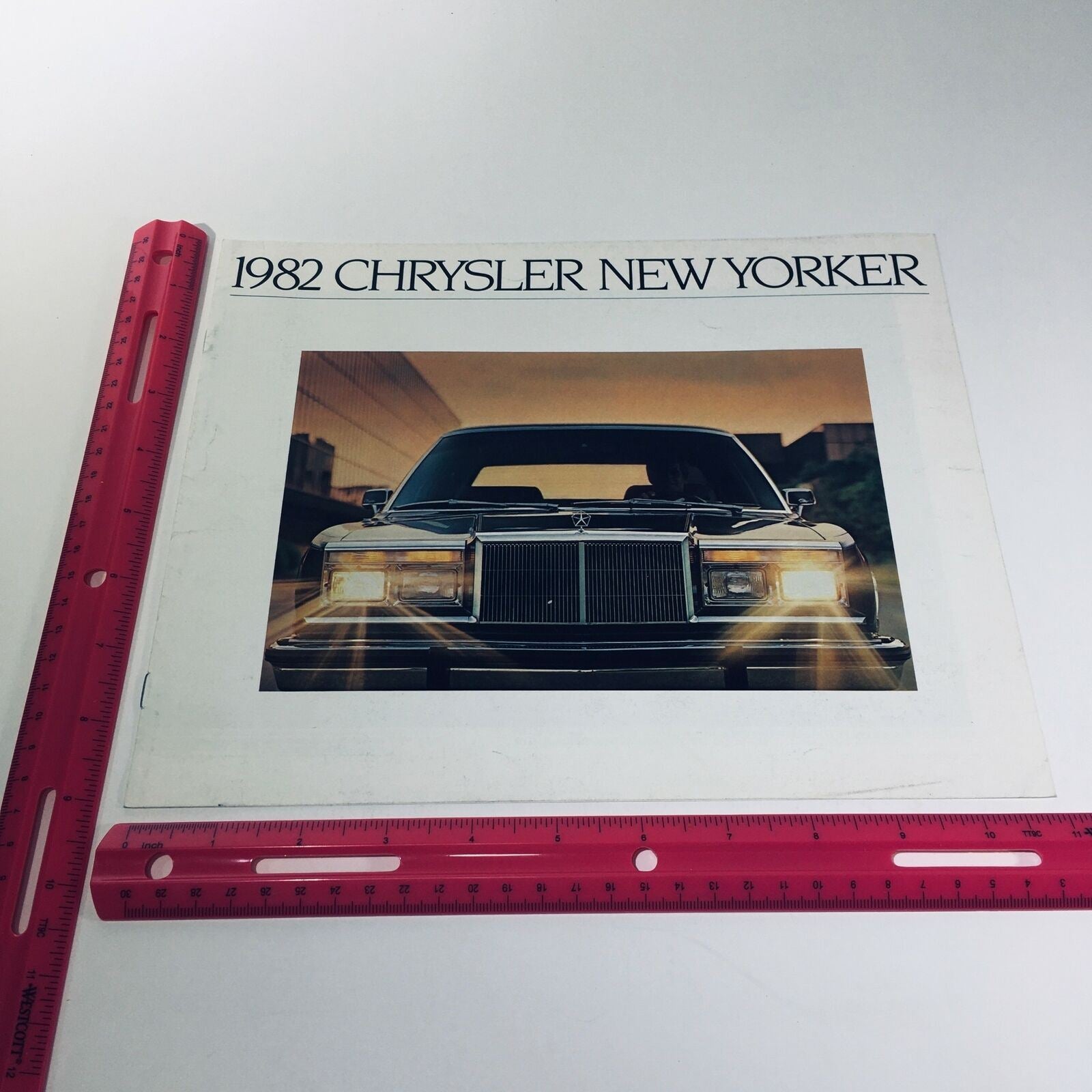 1982 Chrysler New Yorker V-8 OHV 6-cyl OHV 8/81 Car Sale Brochure